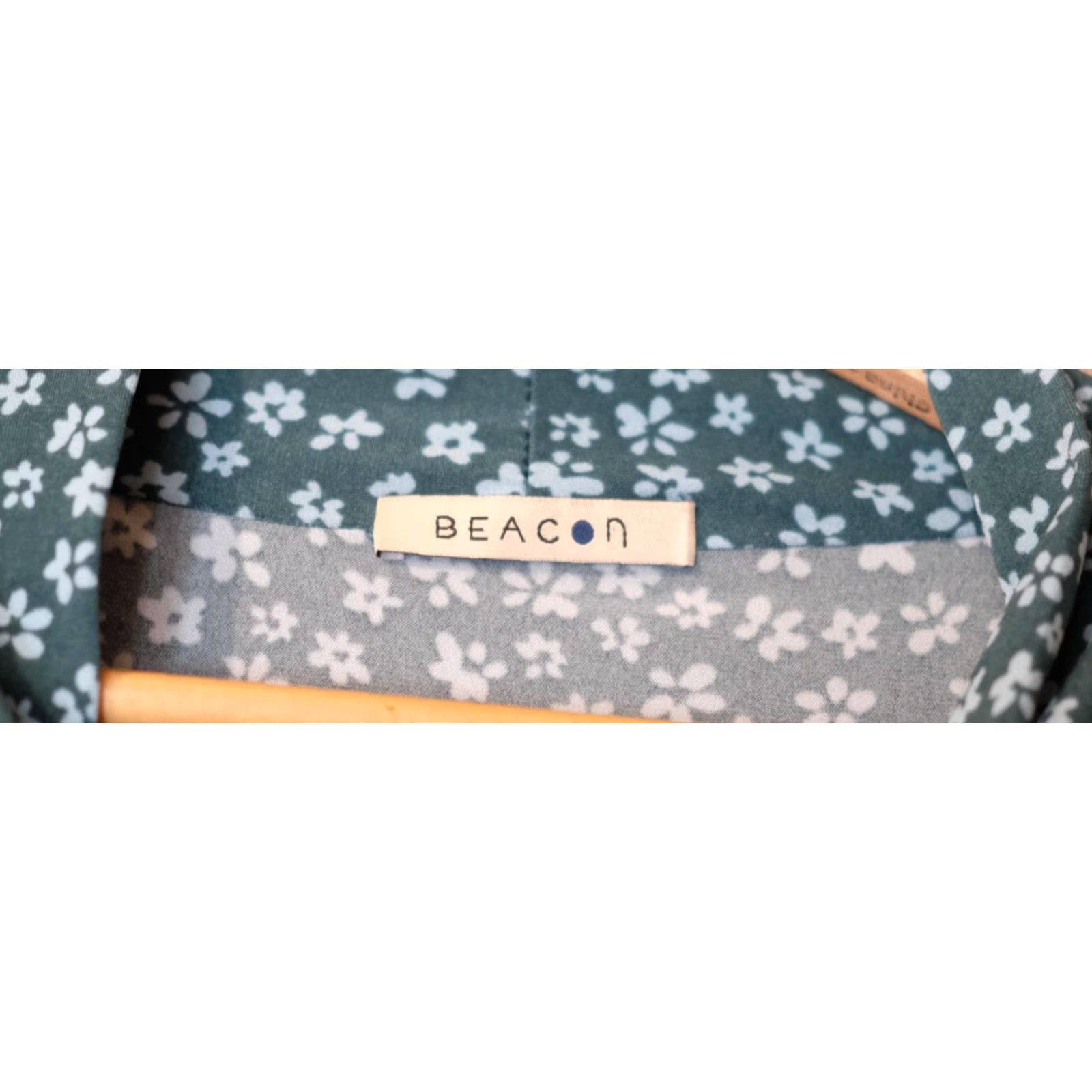 Vintage EUC Beacon Green Short Sleeve Floral Top Stretch Tie Neck Womens M Blouse Size M / US 6-8 / IT 42-44 - 5 Thumbnail