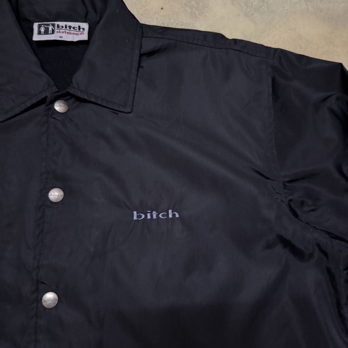 Girl Skateboards Vintage Bitch Skateboard Big Logo Coach Jacket Size US M / EU 48-50 / 2 - 8 Thumbnail