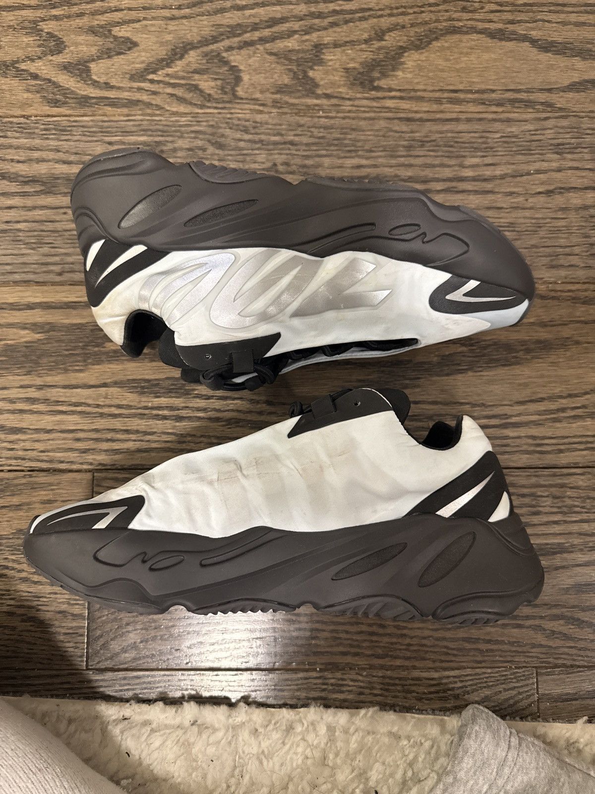 Yeezy Adidas Yeezy 700 MNVN Blue Tint Size US 7.5 / IT 37.5 - 3 Thumbnail