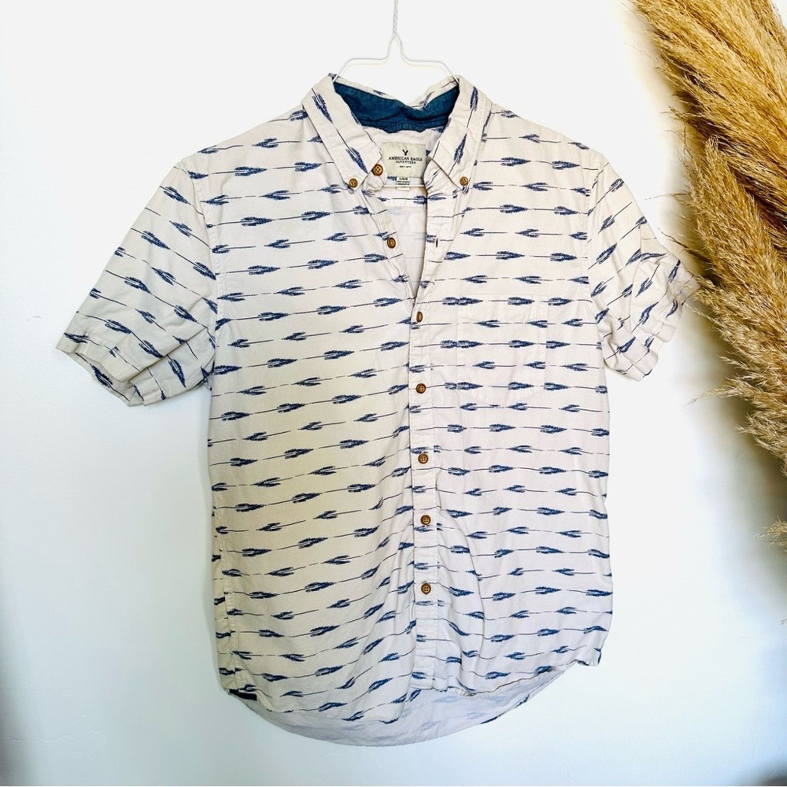 American Eagle Outfitters AMERICAN EAGLE White Blue Striped Button Short Sleeve Shirt Size US L / EU 52-54 / 3 - 3 Thumbnail