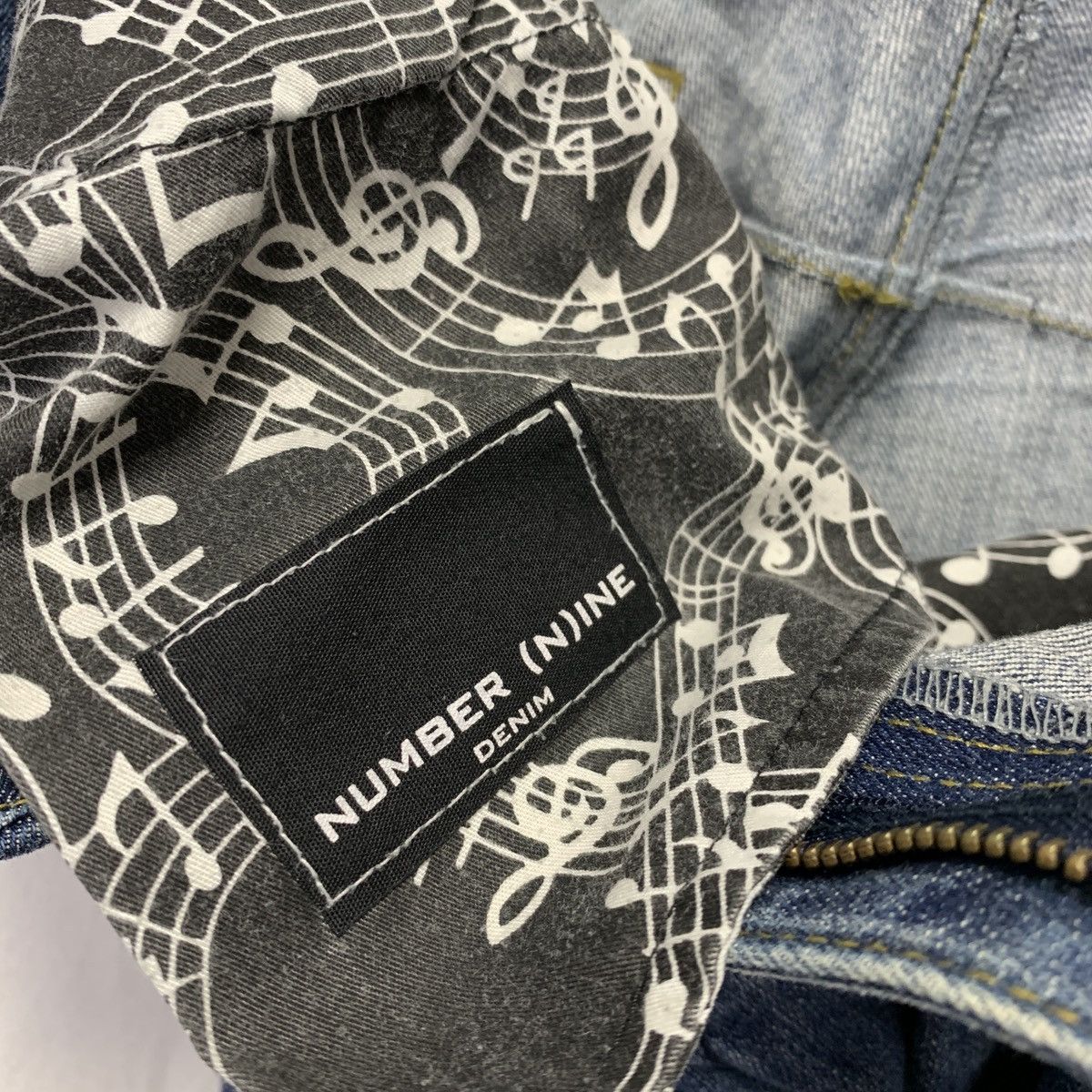 Number (N)ine NUMBER NINE DISTRESSED DENIM JEANS Size US 31 - 9 Thumbnail