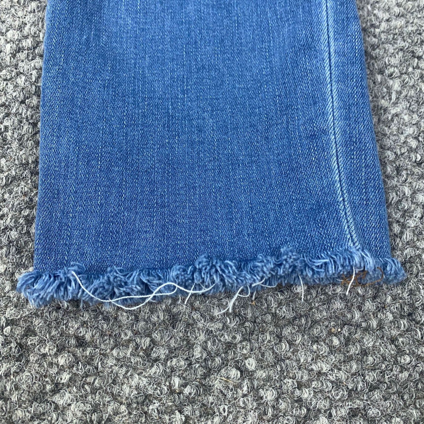 Madewell Madewell Jeans Capri Womens Size 29 Blue High Rise Road Tripper Crop Raw Hem Size 29" - 4 Thumbnail