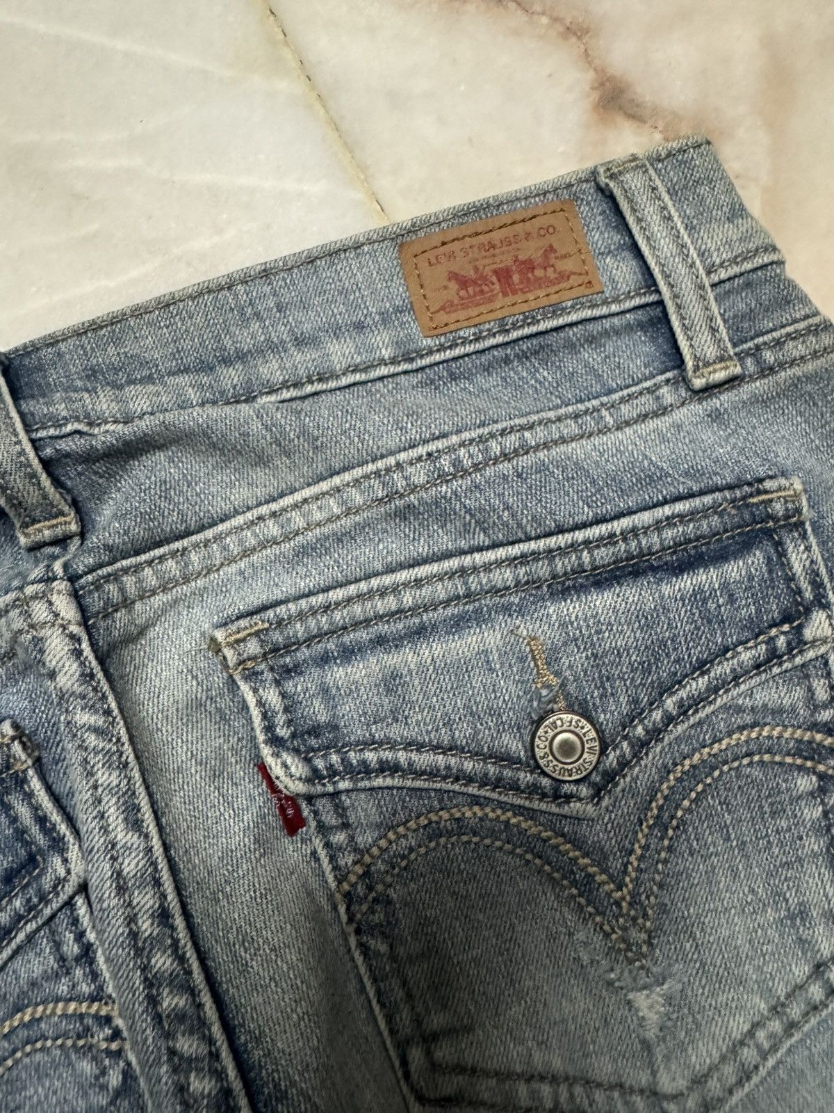 Levi's 💥BELL BOTTOM 90s💥TOO SUPERLOW 524 LEVI'S GRUNGE DISTRESS Size US 28 / EU 44 - 19 Thumbnail