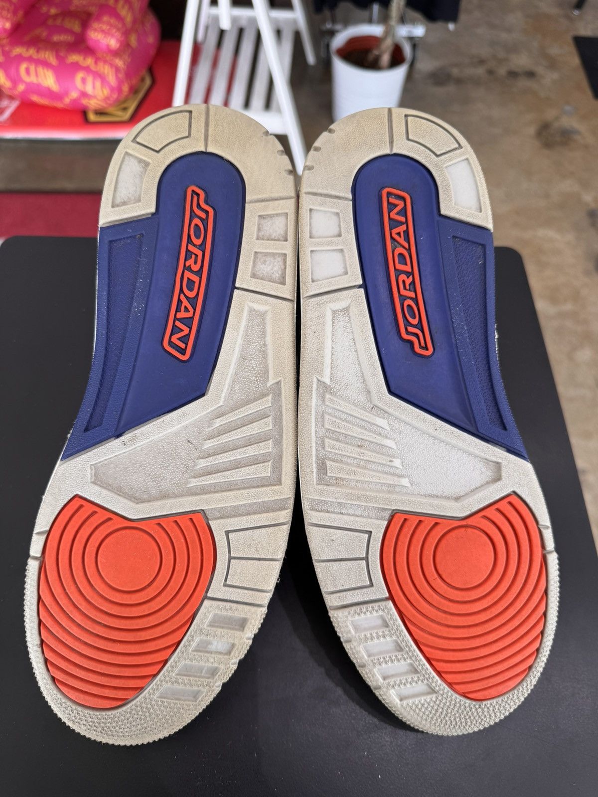 Jordan Brand Air Jordan 3 Knicks Size 10.5 (2019) Size US 10.5 / EU 43-44 - 8 Thumbnail