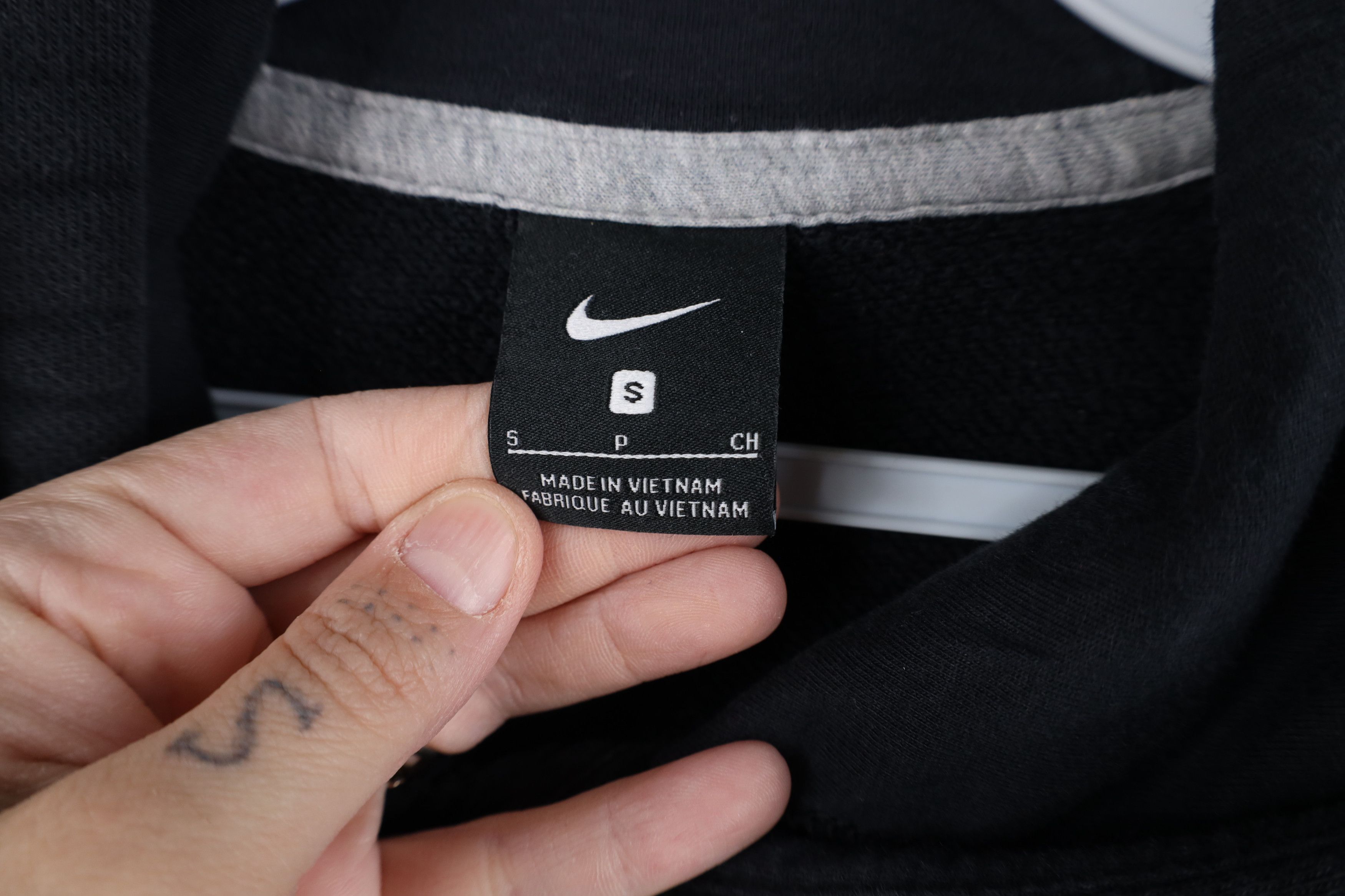 Nike Nike MLS Columbus Crew Soccer Big Swoosh Hoodie Sweatshirt Size US S / EU 44-46 / 1 - 6 Thumbnail