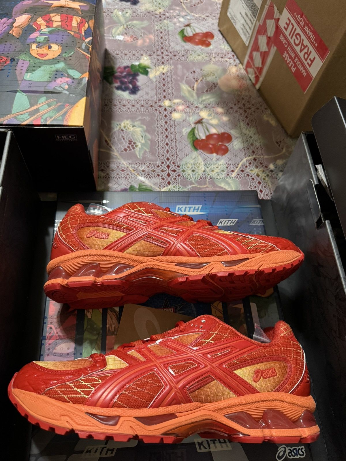 Asics × Kith Kith Marvel vs. Capcom Iron Man vs. Mega Man Size US 10 / EU 43 - 8 Thumbnail