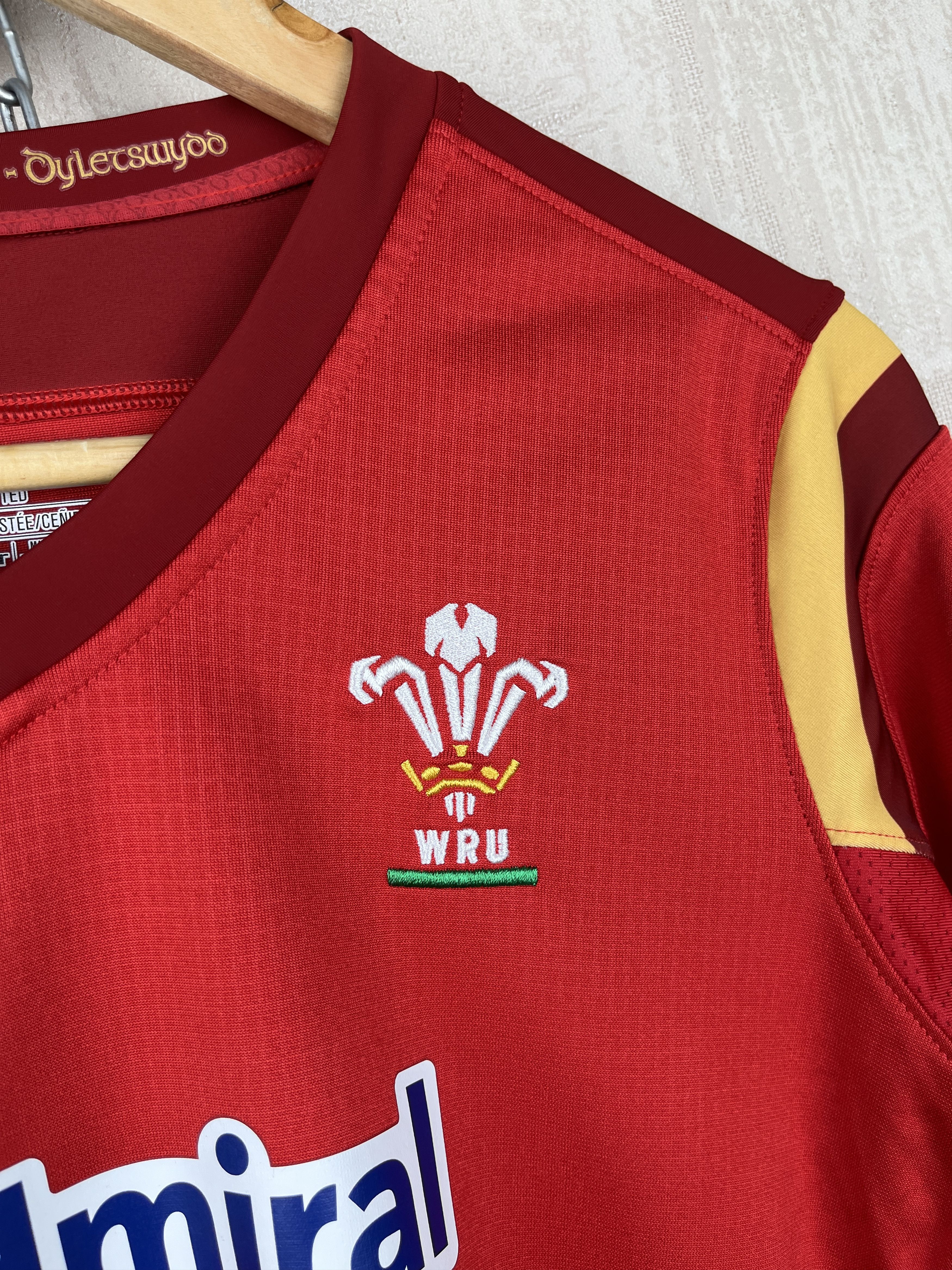 Under Armour Wales WRU Under Armour HeatGear Admiral Rugby Jersey Size US M / EU 48-50 / 2 - 8 Thumbnail