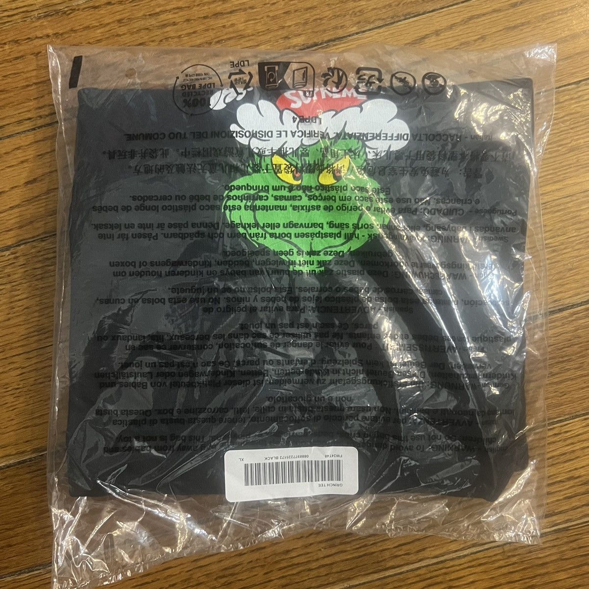 Supreme Grinch Tee Black Size: XL