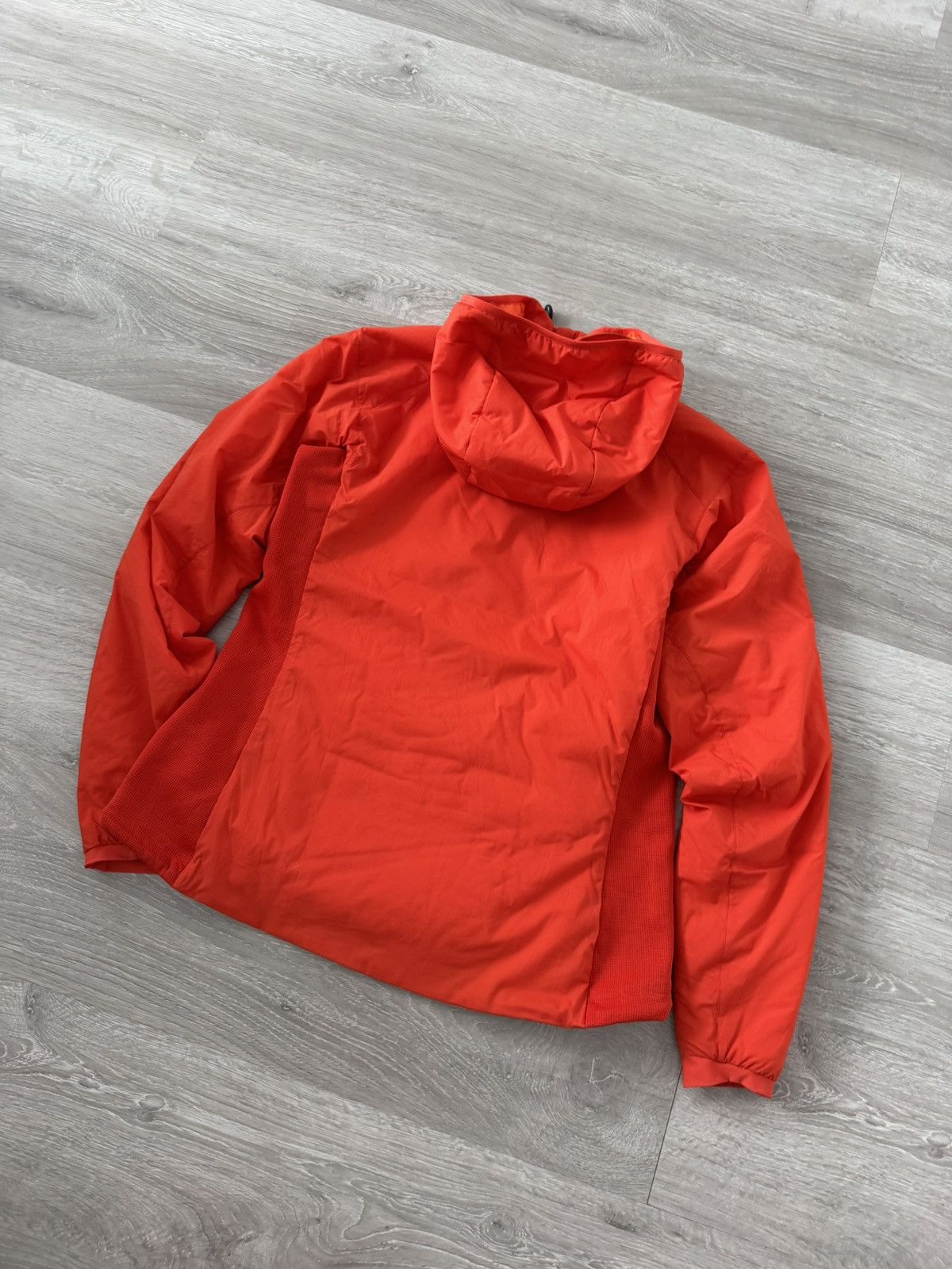 Arc'teryx Jacket atom arcteryx orange Size L / US 10 / IT 46 - 6 Thumbnail