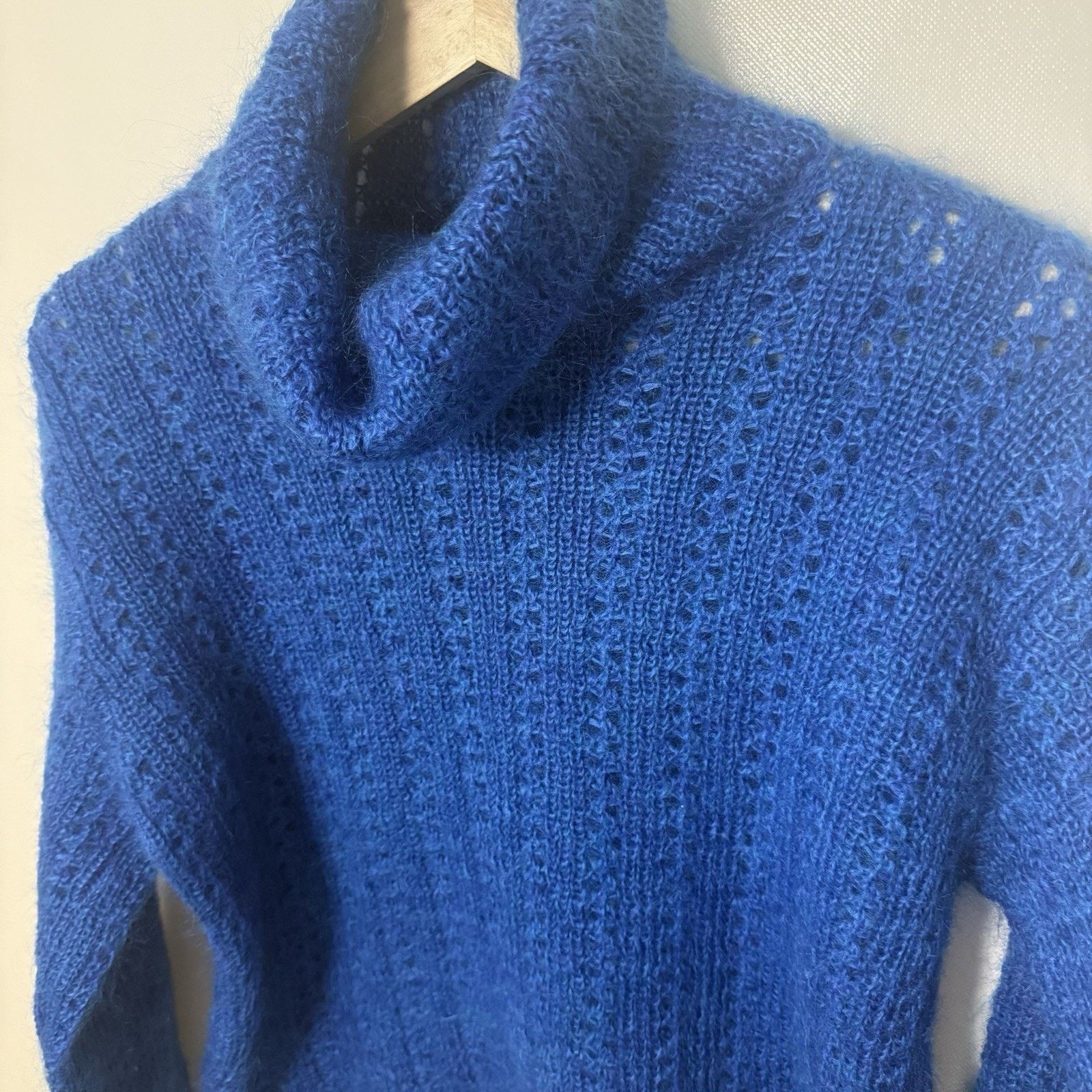 Laura Ashley Vtg Laura Ashley Mohair Sweater Turtleneck Knit Crop Preppy Size L / US 10 / IT 46 - 5 Thumbnail