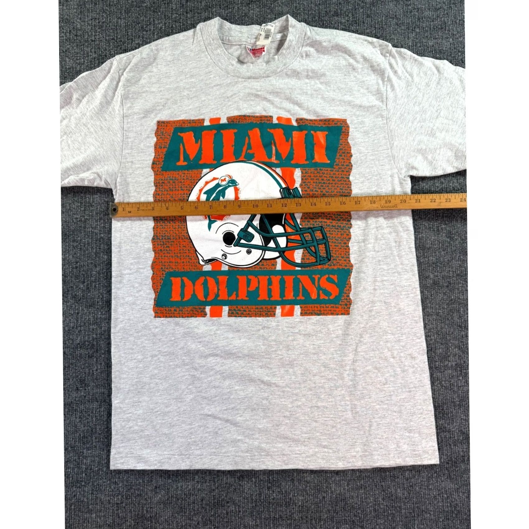 Hanes VINTAGE Miami Dolphins T Shirt Mens Large Gray NFL Football Graphic Tee USA 90s Size US L / EU 52-54 / 3 - 6 Thumbnail
