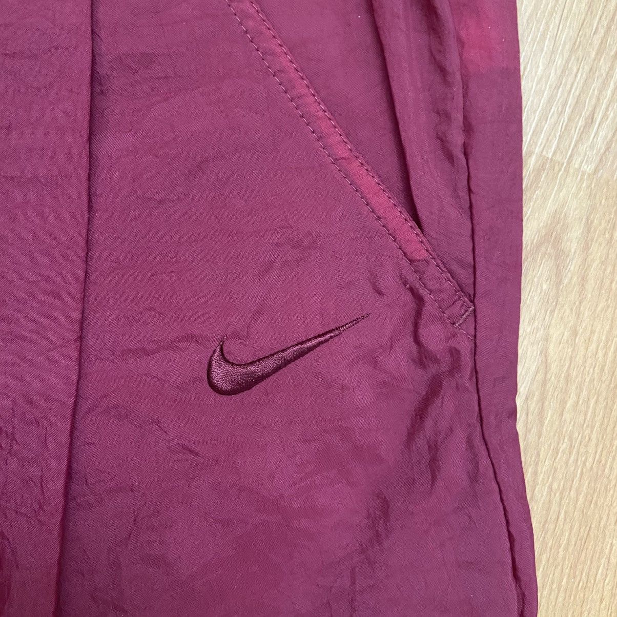 Nike Nike Vintage 90s Maroon Nylon Windbreaker Pants Men’s Medium Size US 32 / EU 48 - 8 Thumbnail