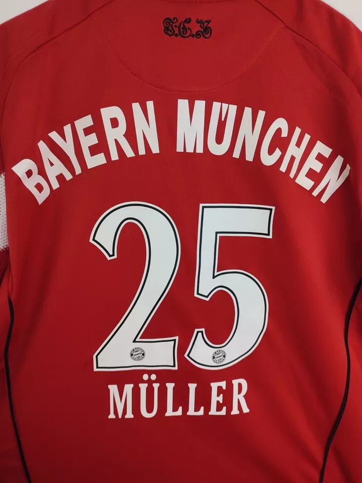 Adidas FC Bayern Munich FOOTBALL SHIRT SOCCER JERSE Home 10/11 Size US L / EU 52-54 / 3 - 15 Thumbnail