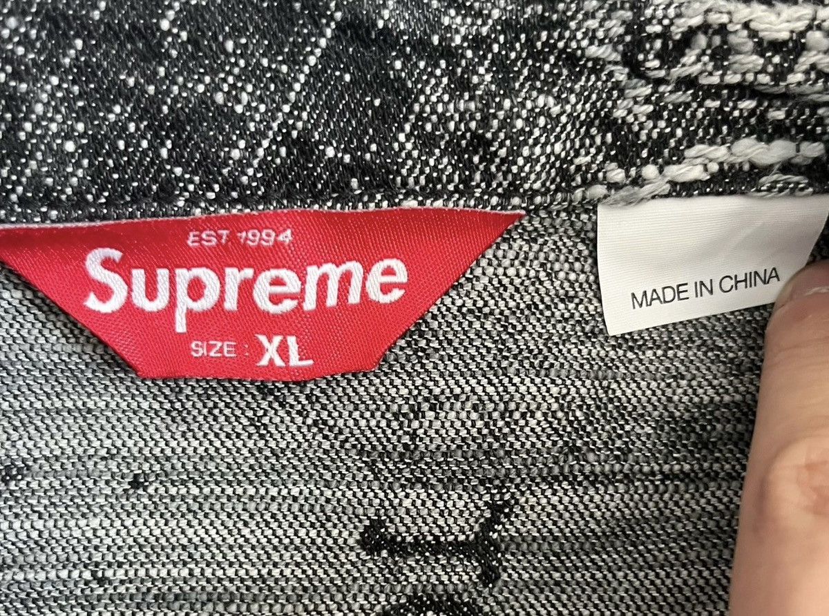 Supreme Supreme Archive Denim Jacquard Trucker Jacket Black XL Size US XL / EU 56 / 4 - 4 Thumbnail