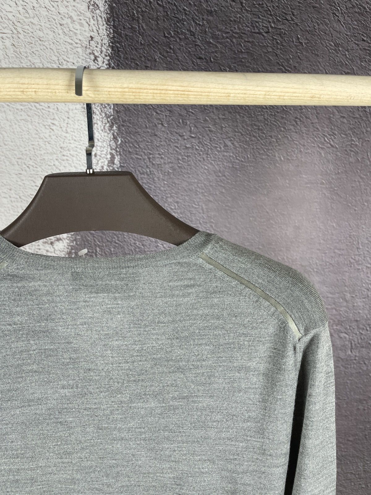 Yves Saint Laurent Yves Saint Laurent Rive Gauche Tom Ford era v-neck sweater Size US L / EU 52-54 / 3 - 13 Thumbnail