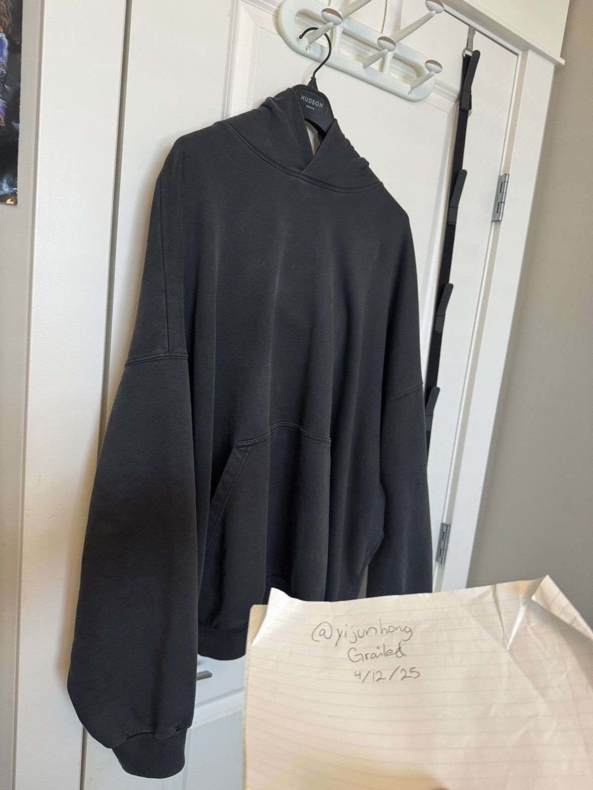 Balenciaga Balenciaga FW22 Sporty B Oversized Washed Pullover Hoodie Size US L / EU 52-54 / 3 - 11 Thumbnail