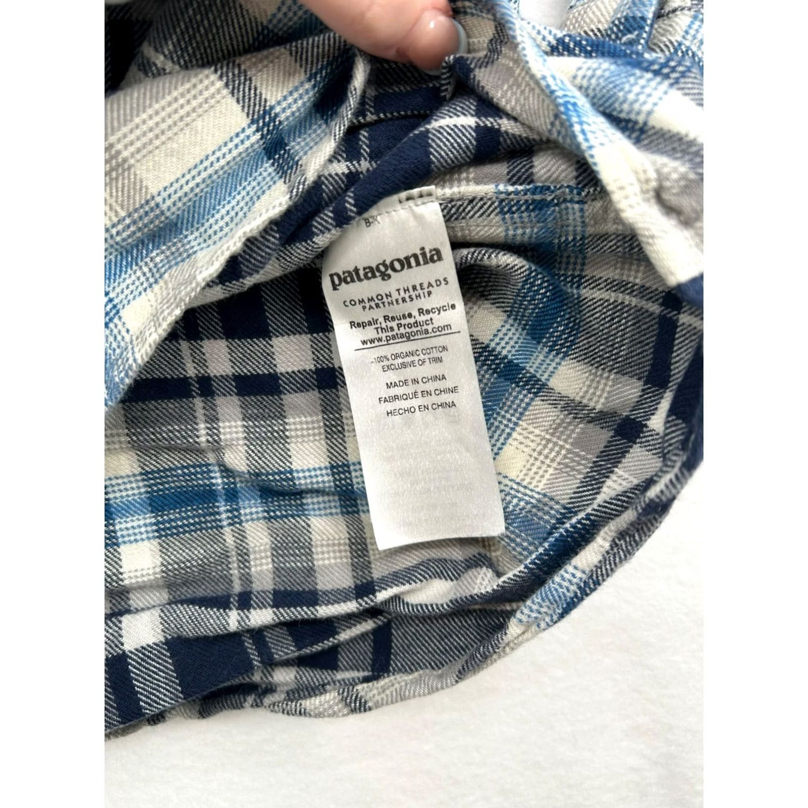 Patagonia Patagonia Womens XXL Organic Cotton Blue & White Plaid Long Sleeve Button-Up Shirt Size US XXL / EU 58 / 5 - 6 Thumbnail