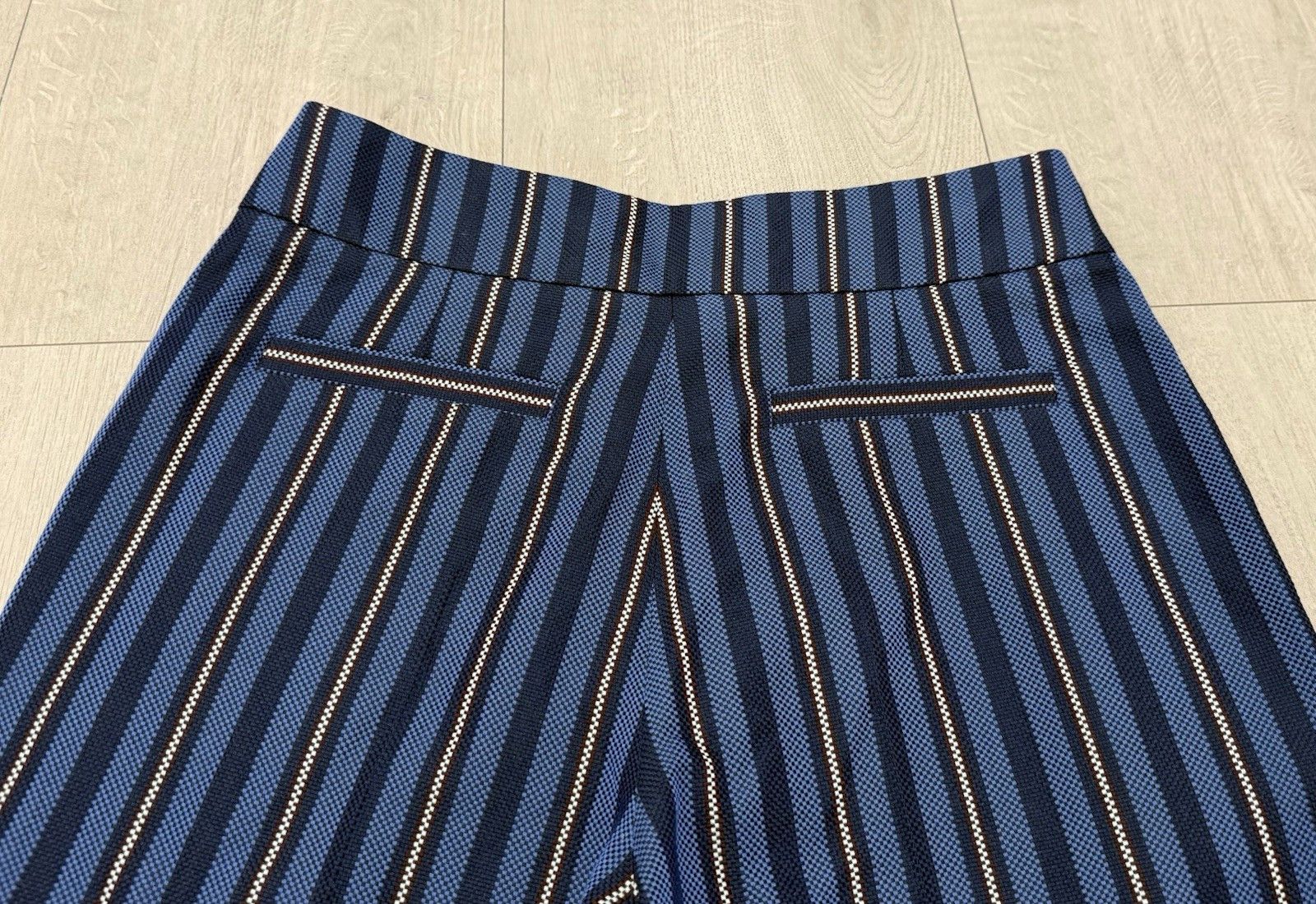 Burberry DDP Womens Burberry Stripped Shorts size IT-42 / US-8 Size 28" / US 6 / IT 42 - 5 Thumbnail