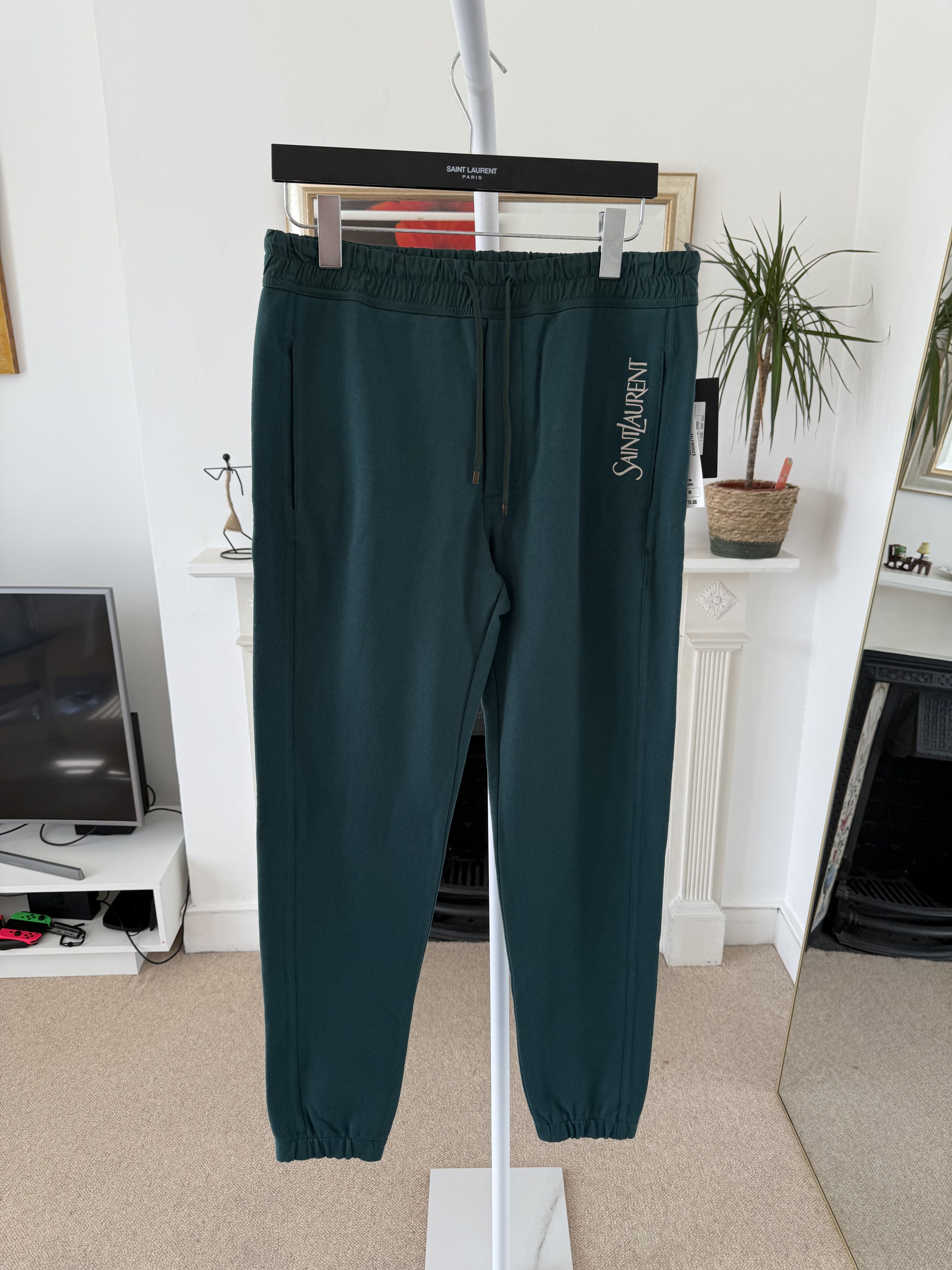 Saint Laurent Paris Saint Laurent Classic Logo Sweatpants Size US 32 / EU 48 - 1 Thumbnail