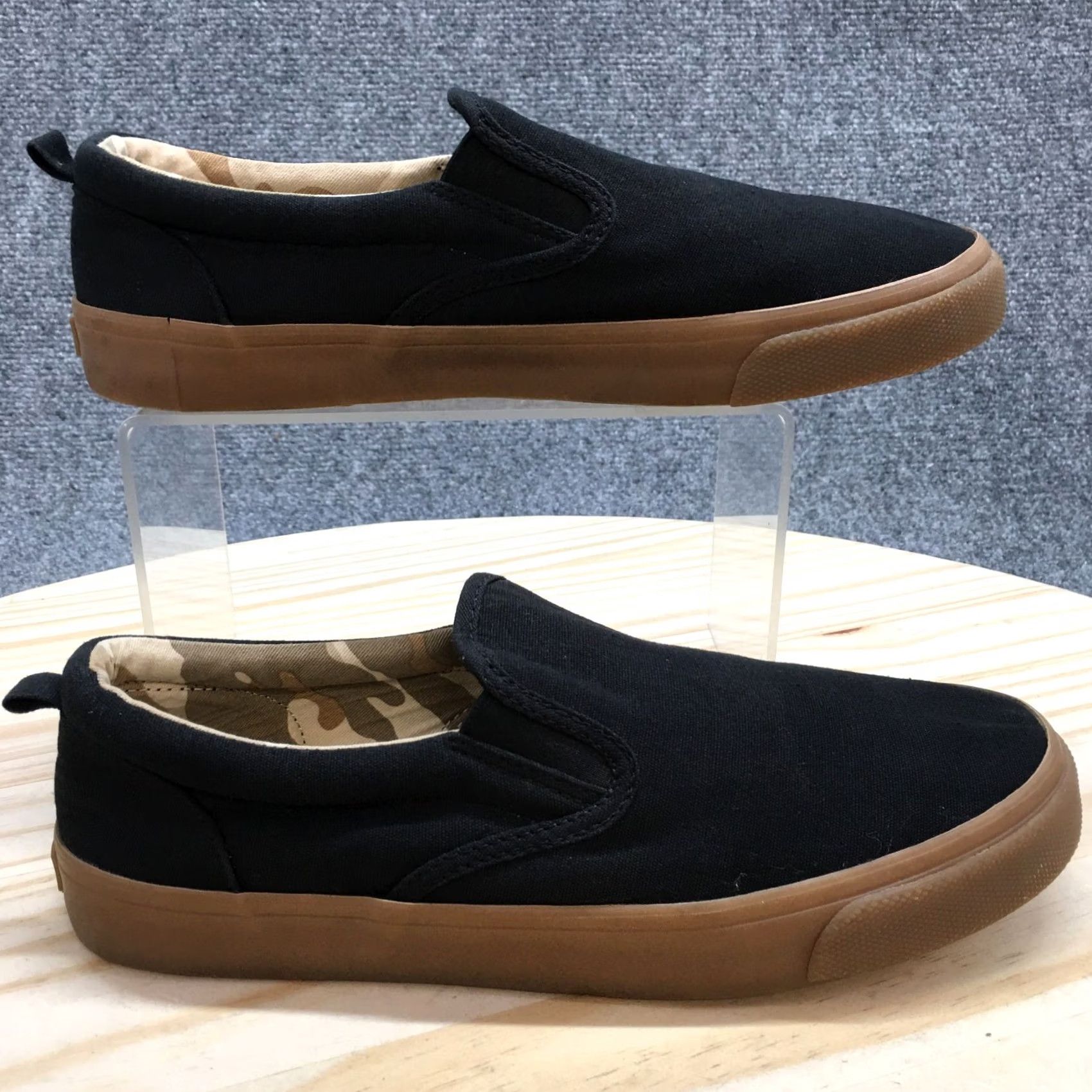 Old Navy Old Navy Shoes Womens 6 Slip-On Sneakers Black Comfort Casual Low Top Shoes Womens 6 Slip-On Black Canvas Casual Walking Footwear Women Size M / US 6-8 / IT 42-44 - 2 Thumbnail