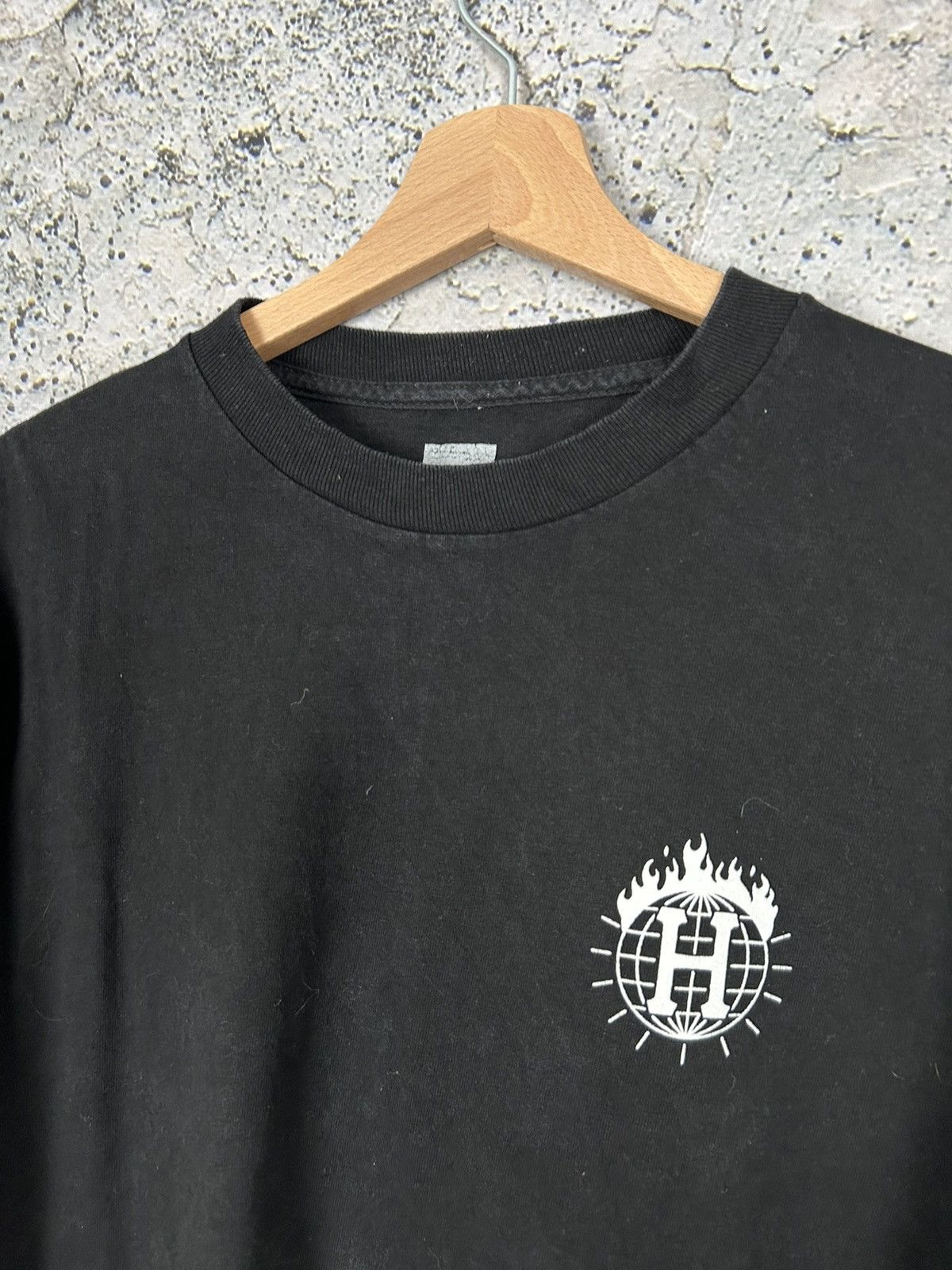 Huf × Thrasher Huf x Thrasher Magazine Skateboards Longsleeve Tee Hype Size US M / EU 48-50 / 2 - 3 Thumbnail