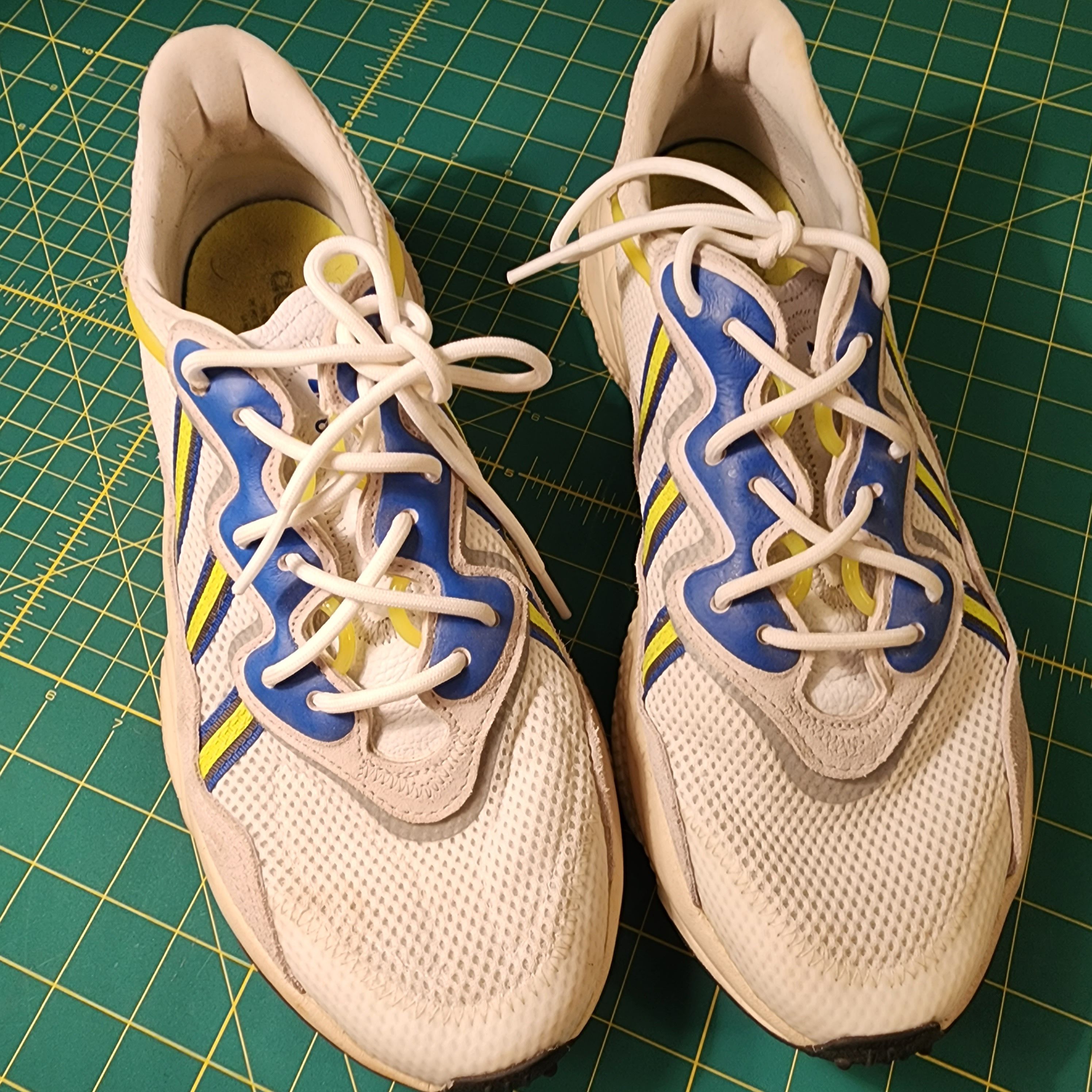 Adidas Adidas Ozweego Size US 11 / EU 44 - 1 Thumbnail