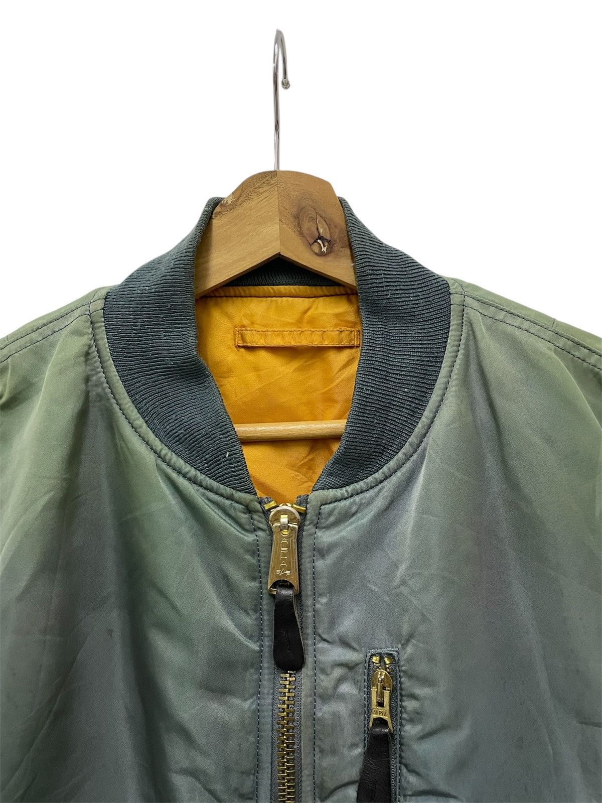 Alpha Industries Alpha Industries Nylon Bomber Jacket Distressed Size US L / EU 52-54 / 3 - 6 Thumbnail
