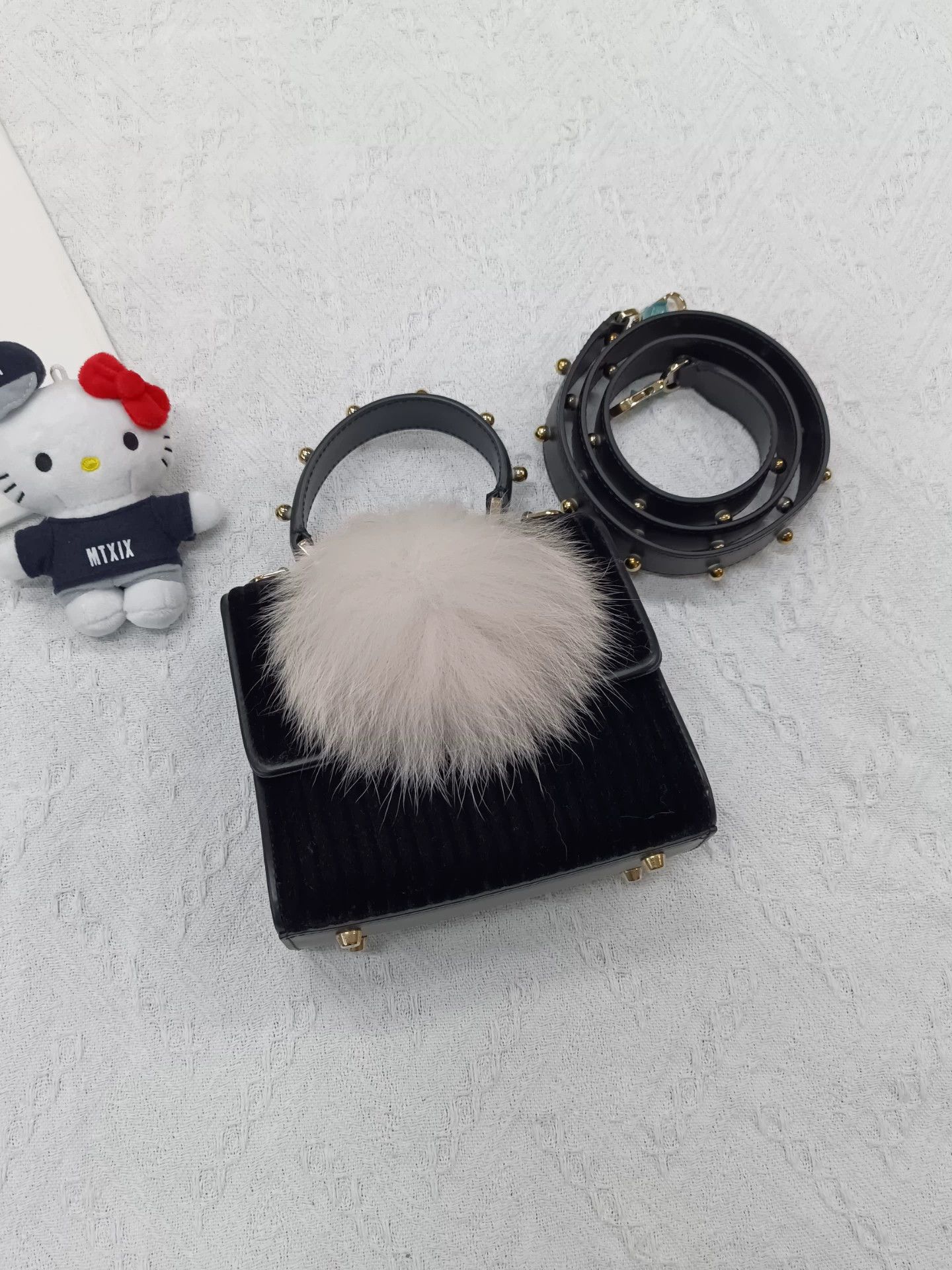 Other Les Petits Joueurs Black Fur Pom-Pom Bag 16.5x8x15 Size ONE SIZE - 1 Thumbnail