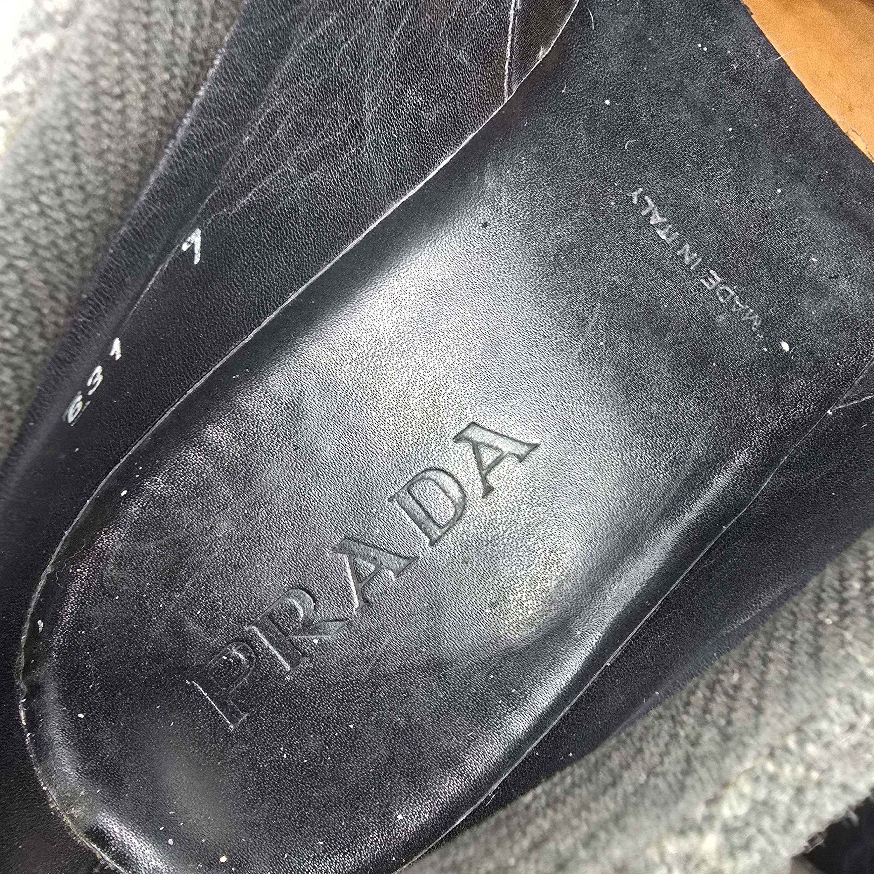 Prada Prada - AW99 Velcro Brixxen Low Boot Size US 8 / EU 41 - 10 Thumbnail