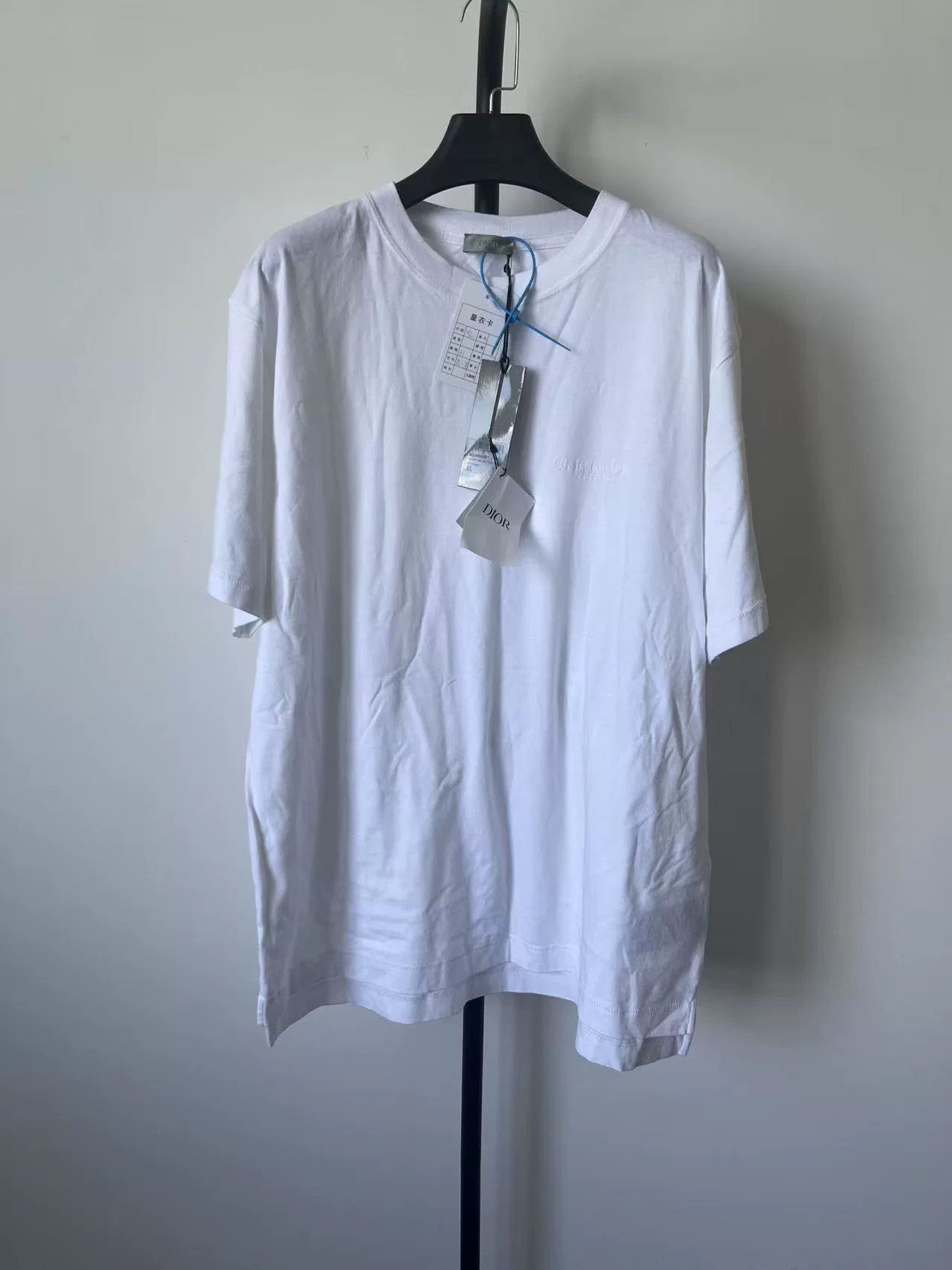 Dior Dior Men's Solid Crew Neck Short Sleeve T-Shirt Size US XS / EU 42 / 0 - 1 Thumbnail