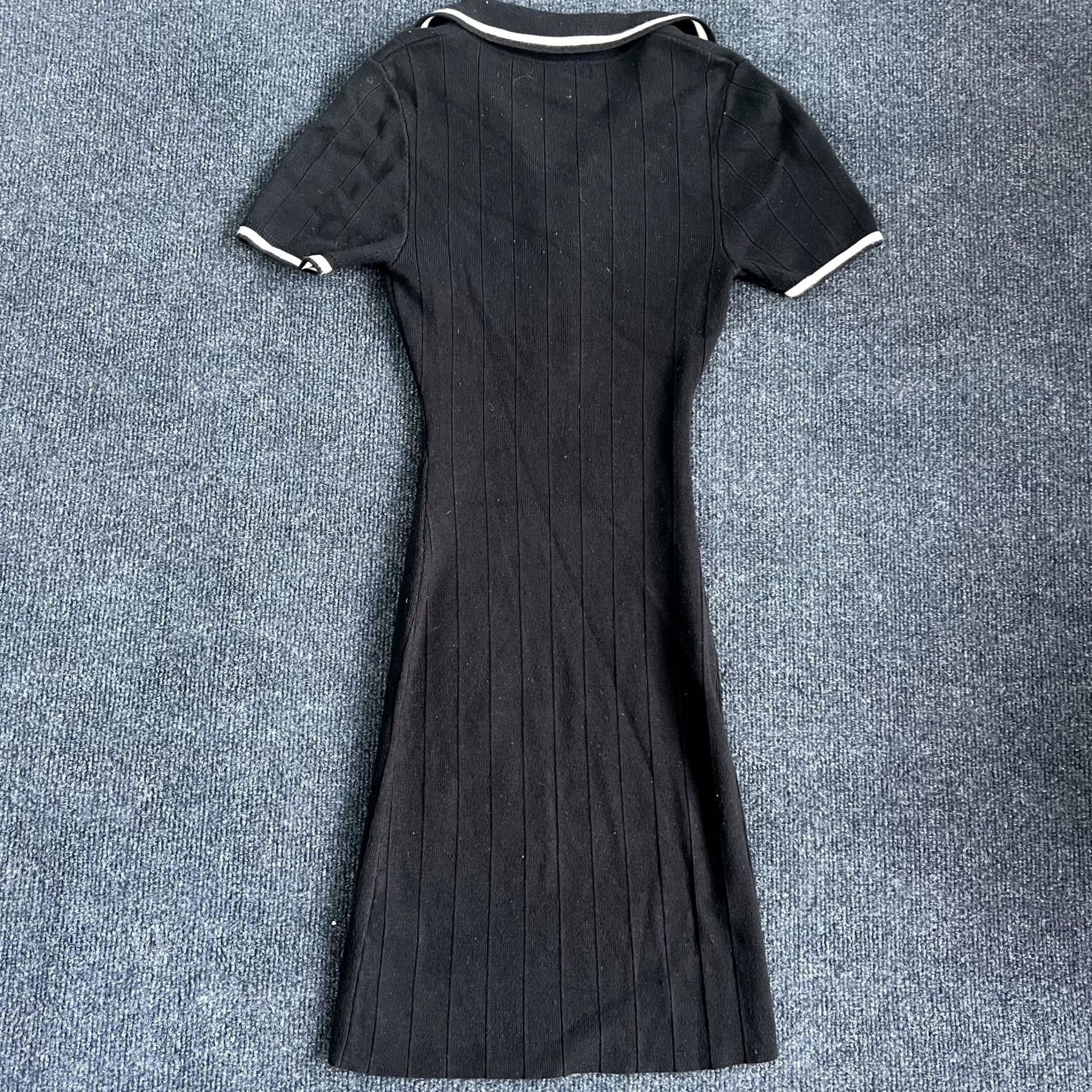 Guess Guess Dress Womens Small Black Knit Collared Short Sleeve Zip Bodycon Sweater Size S / US 4 / IT 40 - 7 Thumbnail