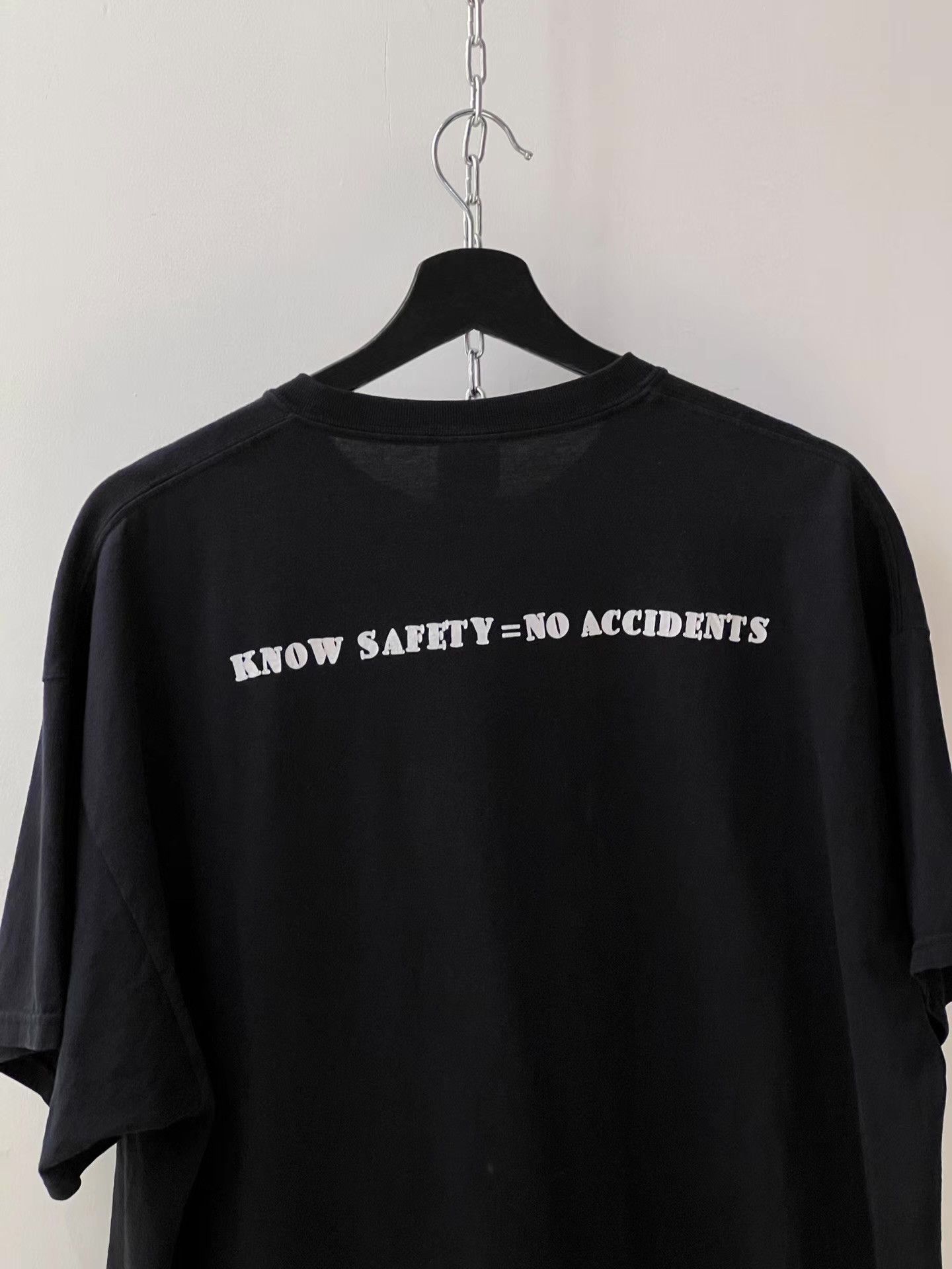 Vintage Vintage Slogan Short Sleeve T‑shirt Q13 Size US XL / EU 56 / 4 - 8 Thumbnail