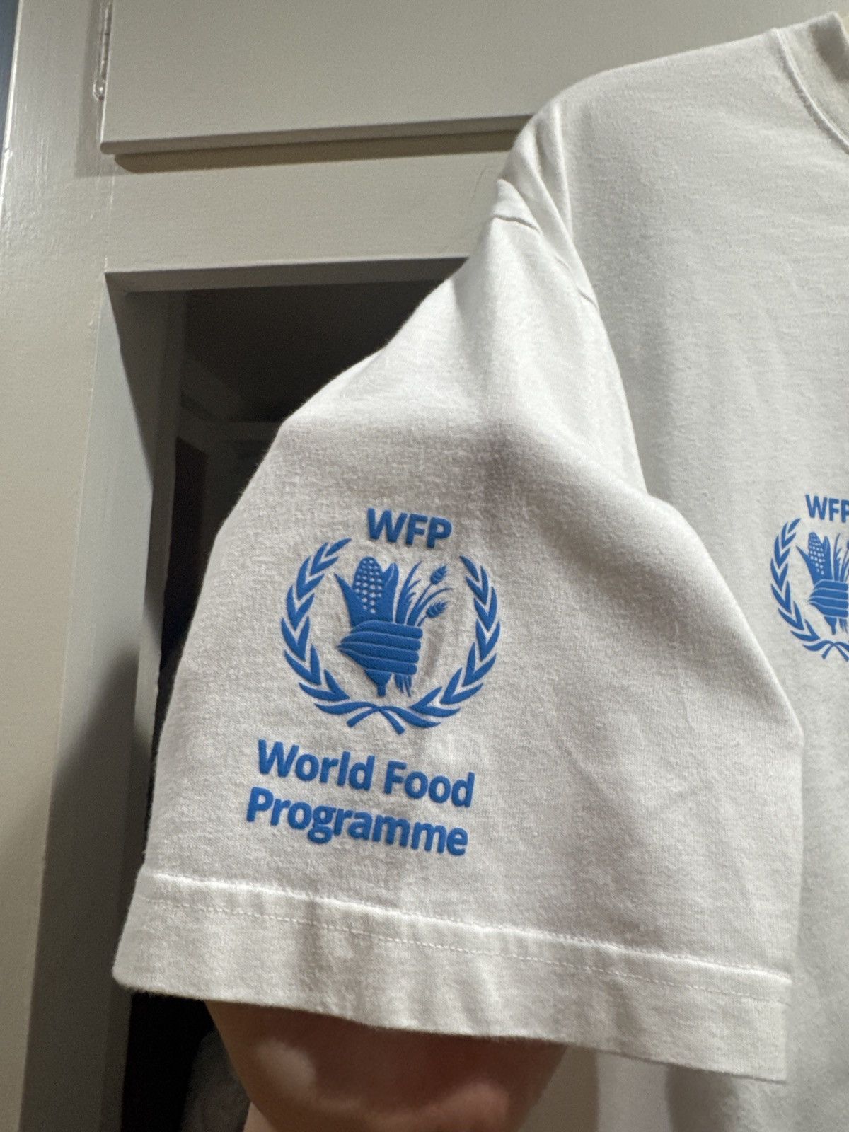 Balenciaga Balenciaga white/blue WFP short sleeve tee Size US XL / EU 56 / 4 - 2 Thumbnail