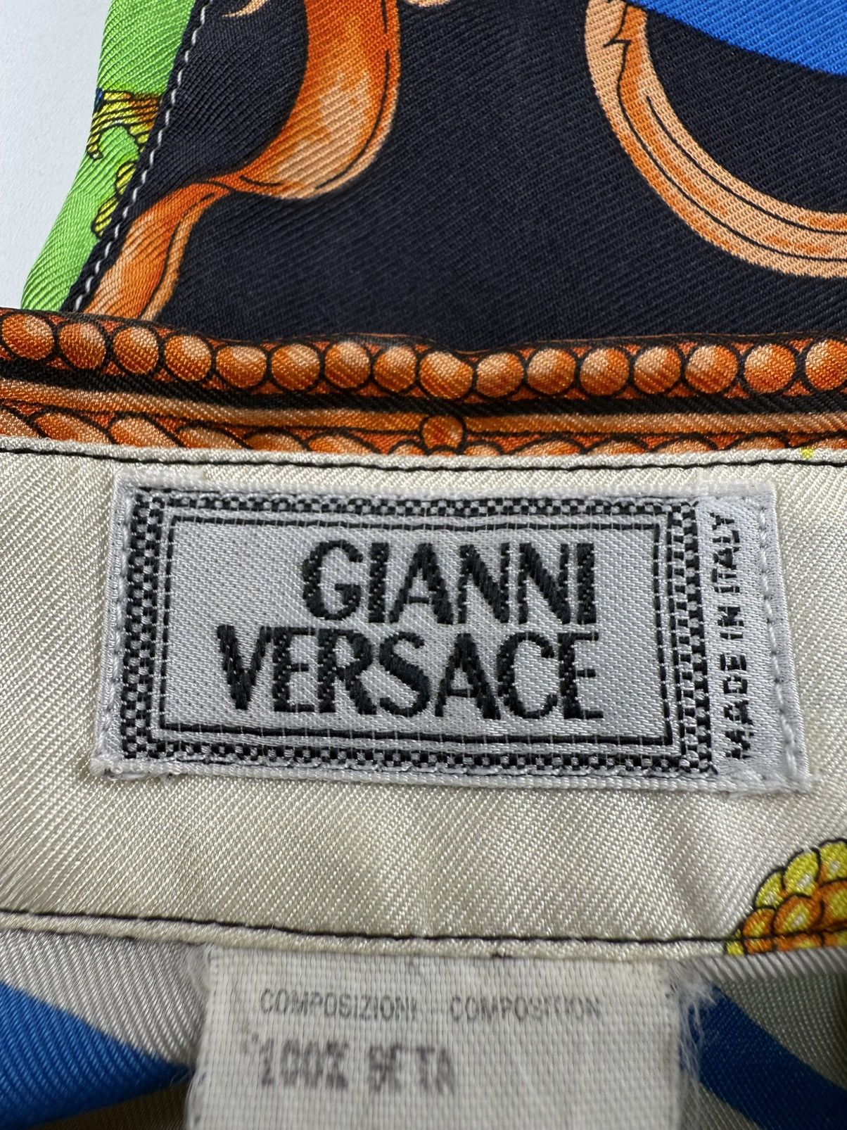 Versace Gianni Versace 1993 Silk Shirt Size US XL / EU 56 / 4 - 13 Thumbnail