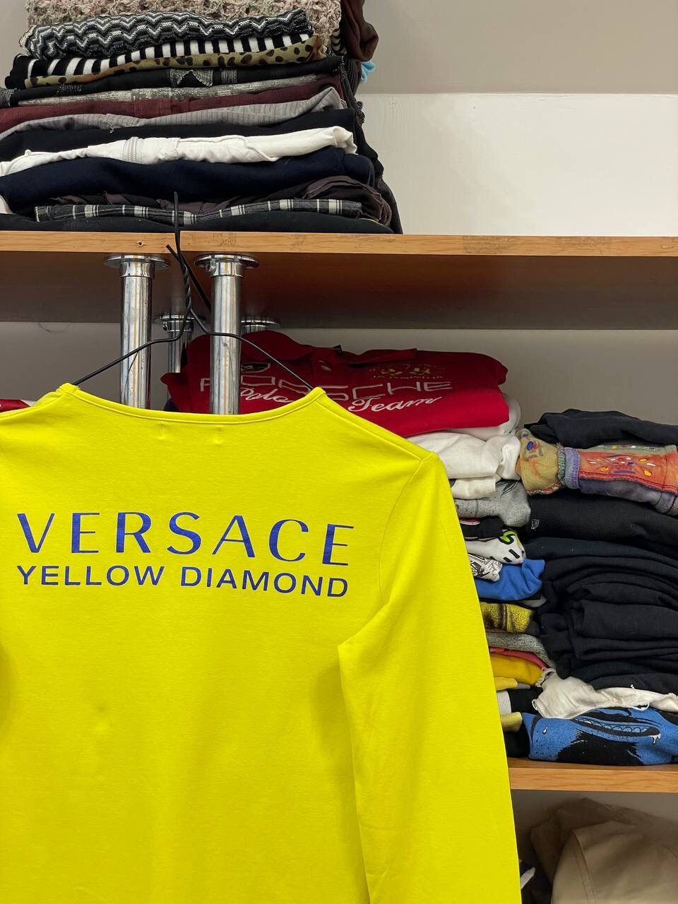 Versace × Vintage Versace Affliction Vintage Big Logo Gold Long sleeve Size M / US 6-8 / IT 42-44 - 3 Thumbnail
