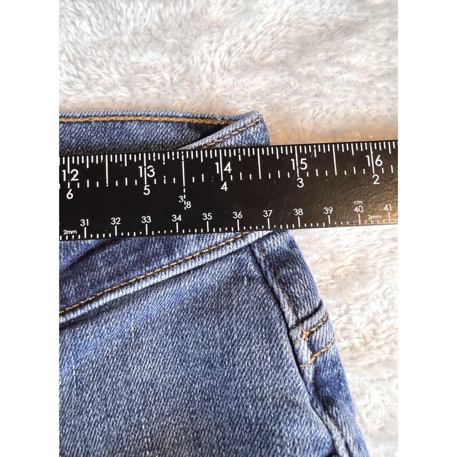 J.Crew VINTAGE J.CREW Slim Boyfriend Jeans Womens 27 Blue Straight Leg Distressed Denim Size 27" / US 4 / IT 40 - 3 Thumbnail