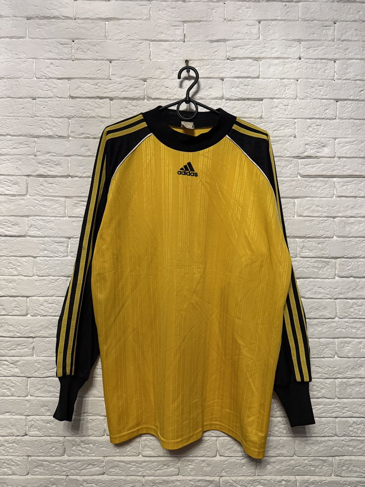 Adidas Vintage Adidas Goalkeeper Jersey Football Shirt Sz L Size US L / EU 52-54 / 3 - 1 Thumbnail