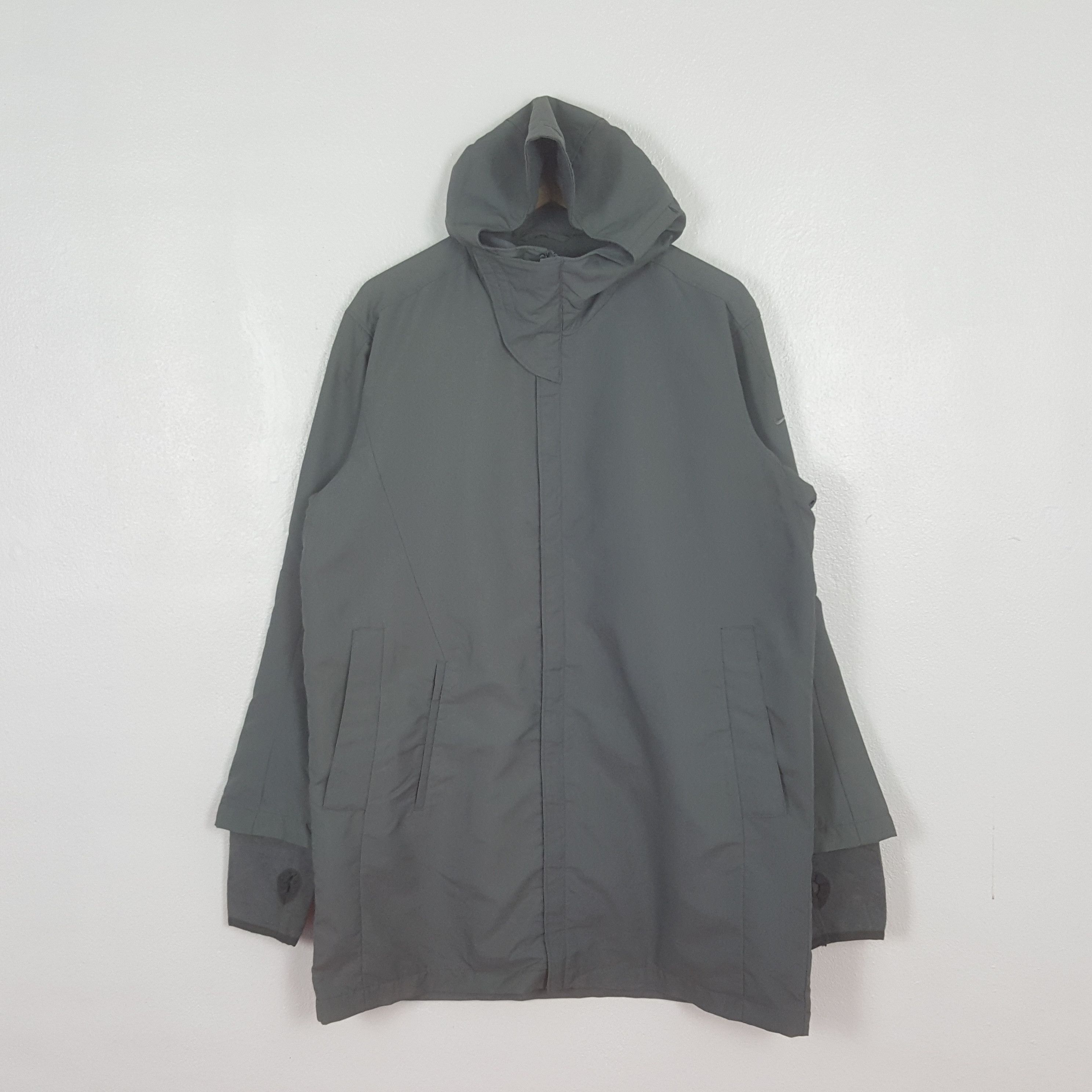 Nike Vintage Nike American Windbreaker Jacket C320N11 Size US L / EU 52-54 / 3 - 1 Thumbnail