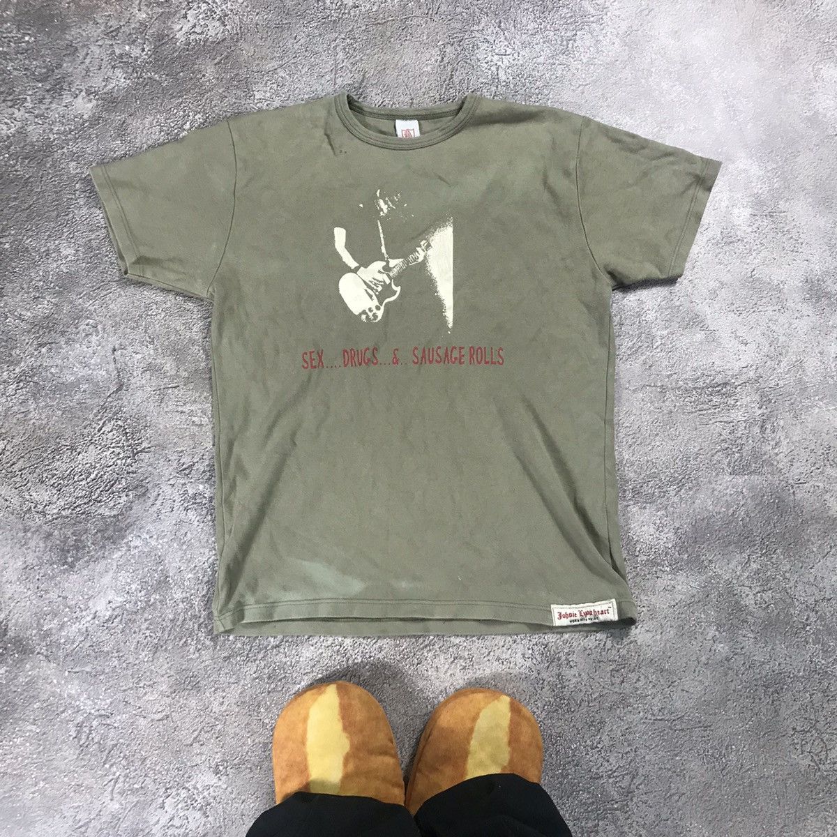 Vintage Vintage Y2K Sun Faded Graphic Tee Punk Streetwear Boxy M Size US M / EU 48-50 / 2 - 1 Thumbnail