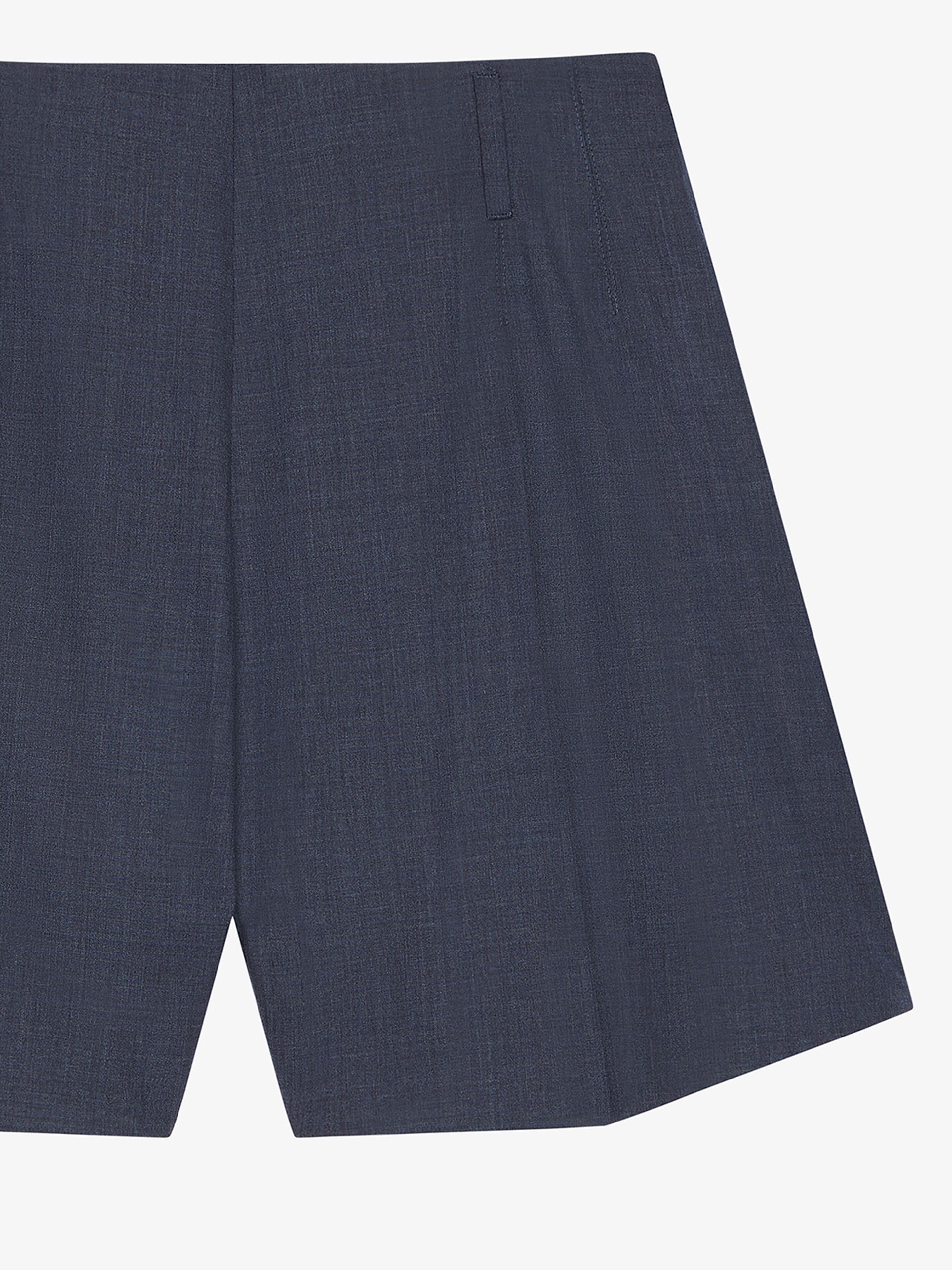 Givenchy oc11z0725 Shorts in Denim Blue Size 25" / US 0 / IT 36 - 3 Thumbnail