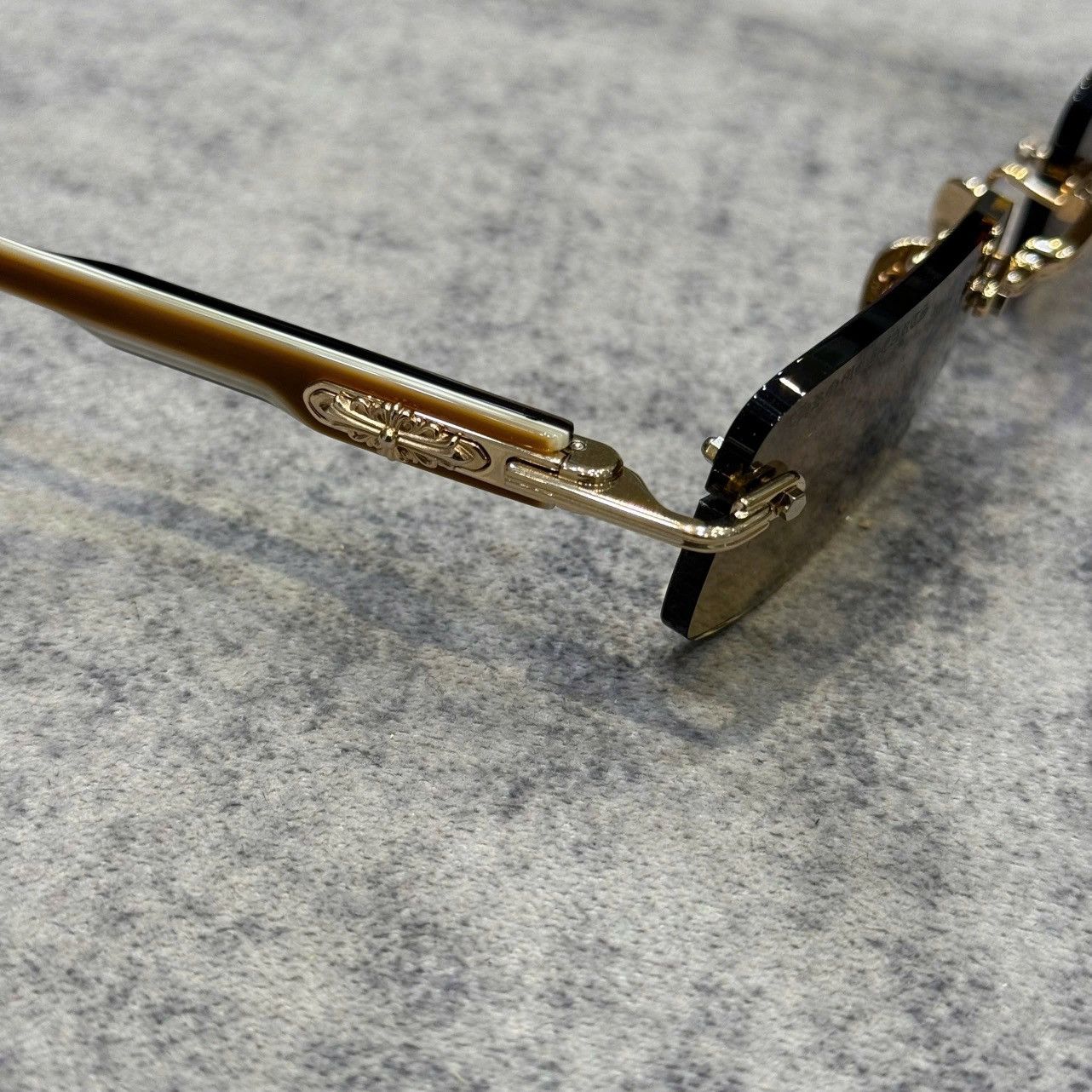 Chrome Hearts CHROME HEARTS DEEP I GOLD PLATED-BROWN BONE BROWN-SUN Size ONE SIZE - 3 Thumbnail