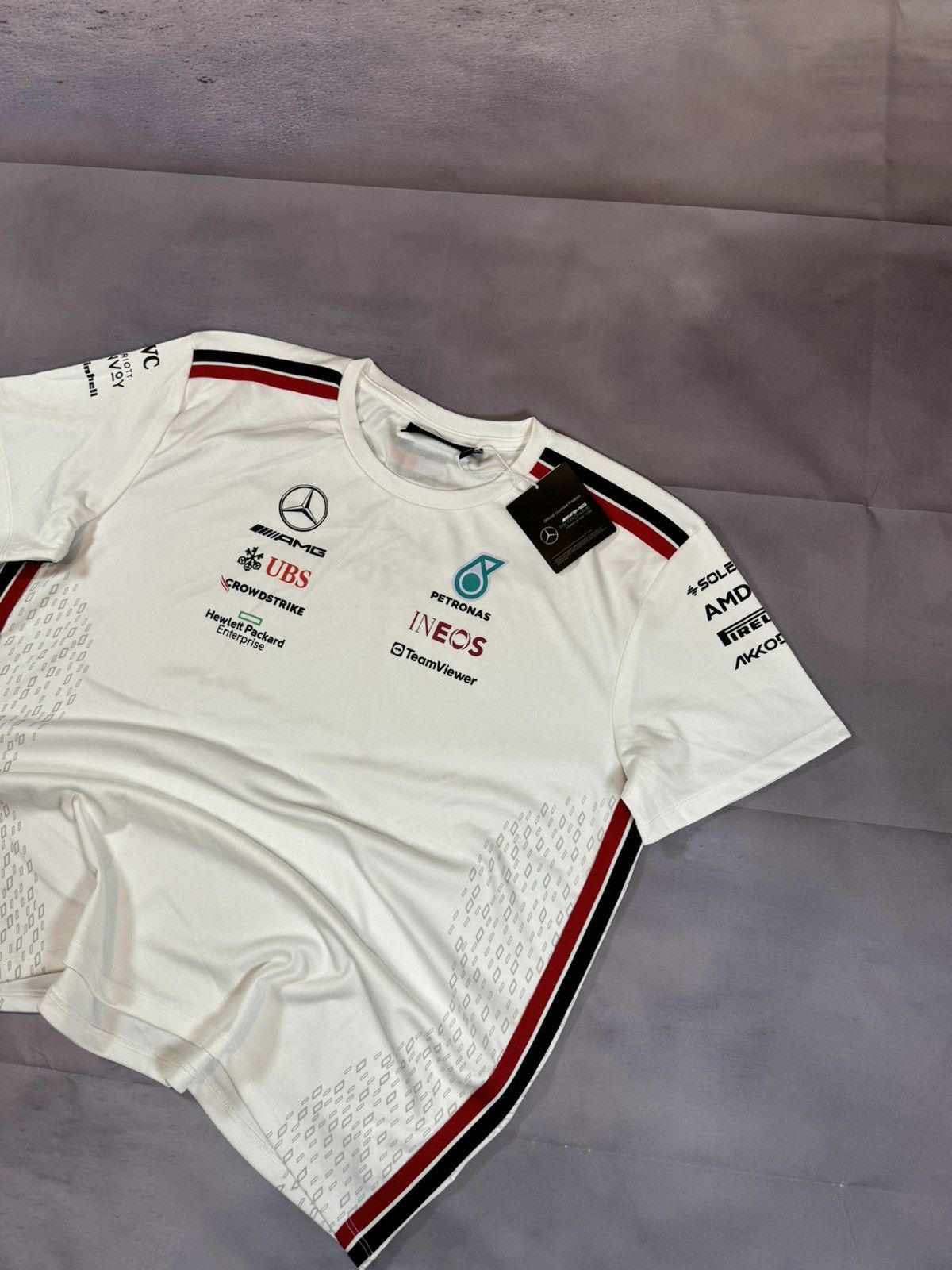 Formula 1 × Mercedes-Benz AMG Petronas Formula 1 Team Racing New T shirt Blokcore Size US XXL / EU 58 / 5 - 2 Thumbnail