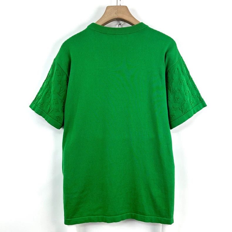 Louis Vuitton Louis Vuitton Green full embossed logo short sleeve Size US M / EU 48-50 / 2 - 3 Thumbnail