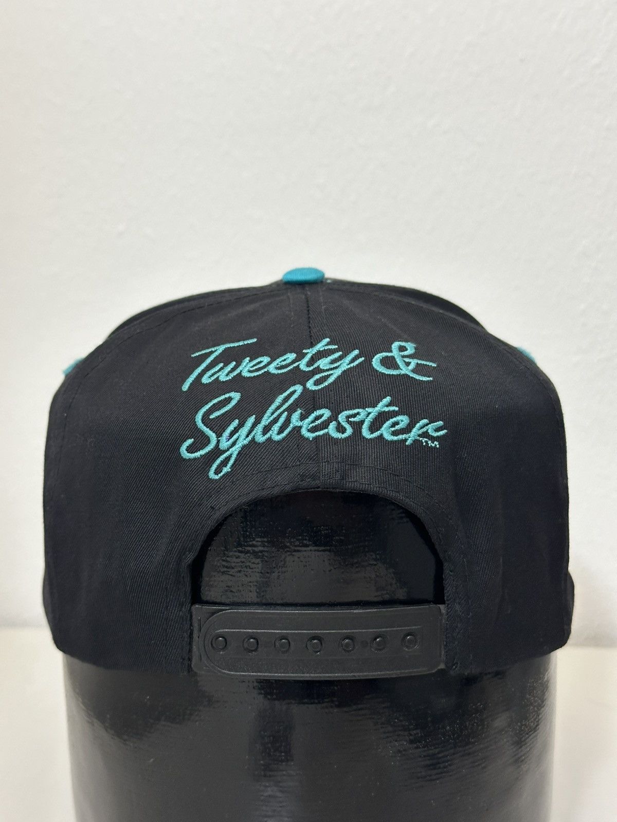 Warner Bros Vintage 90s Looney Tunes 1993 Drew Pearson Snapback Size ONE SIZE - 3 Thumbnail