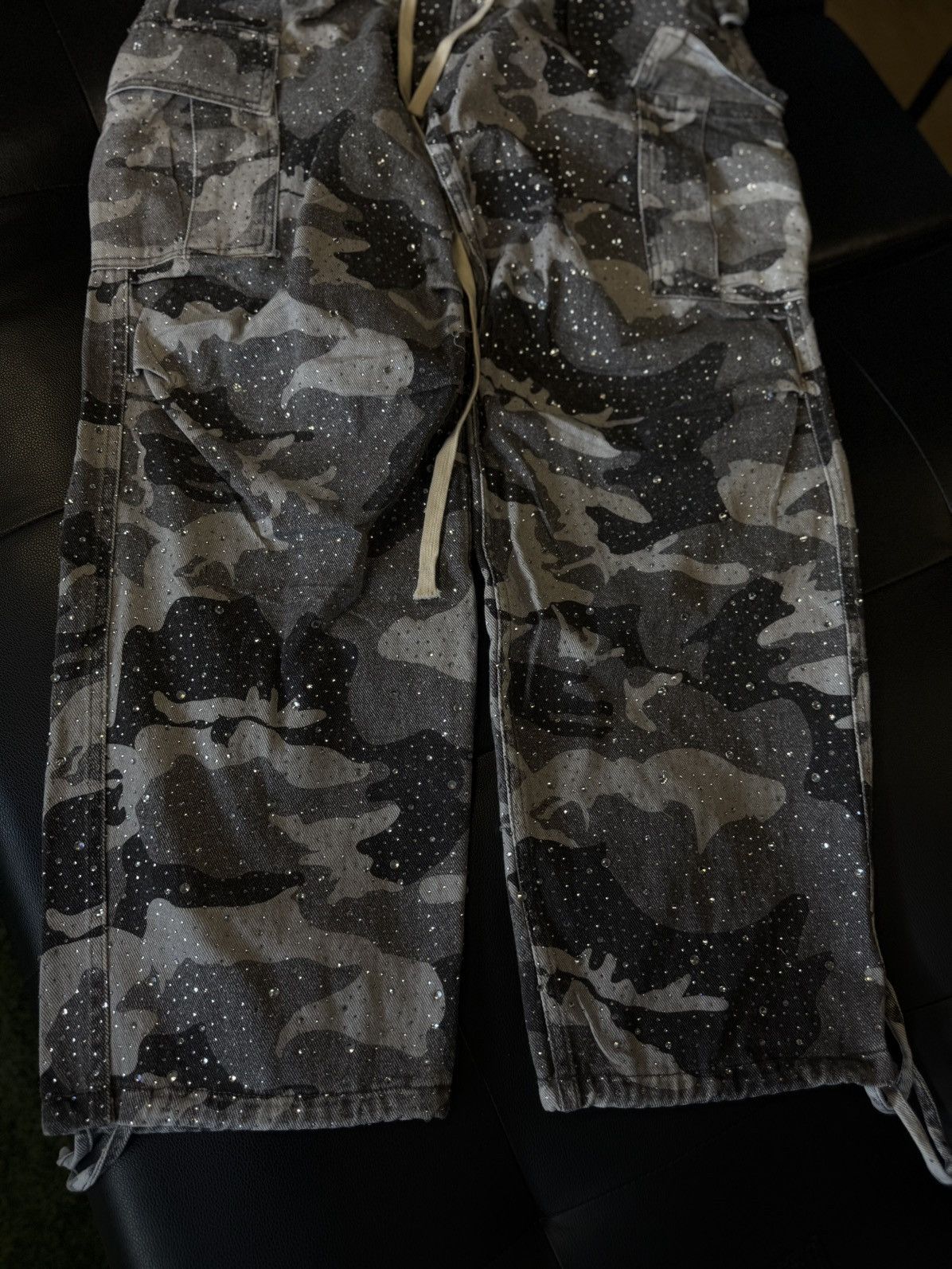 Vale Valley Jogger Pants Stone Crystal Size 30 (NEW) Size US 30 / EU 46 - 3 Thumbnail