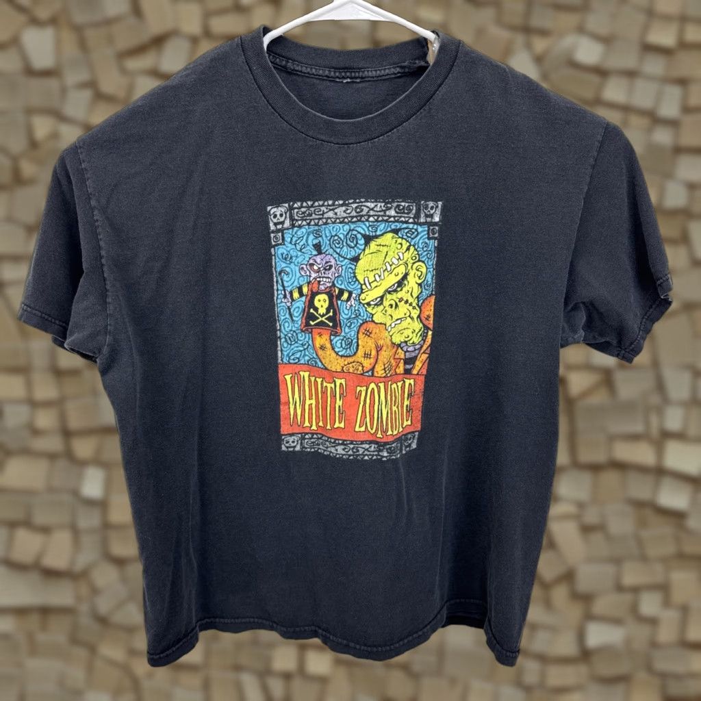 Vintage VINTAGE Black XL T-Shirt Heavy Metal Band Tee 90s White Zombie Hand Puppet Mens Short Sleeve Cotton Graphic Tee Size US XL / EU 56 / 4 - 1 Thumbnail
