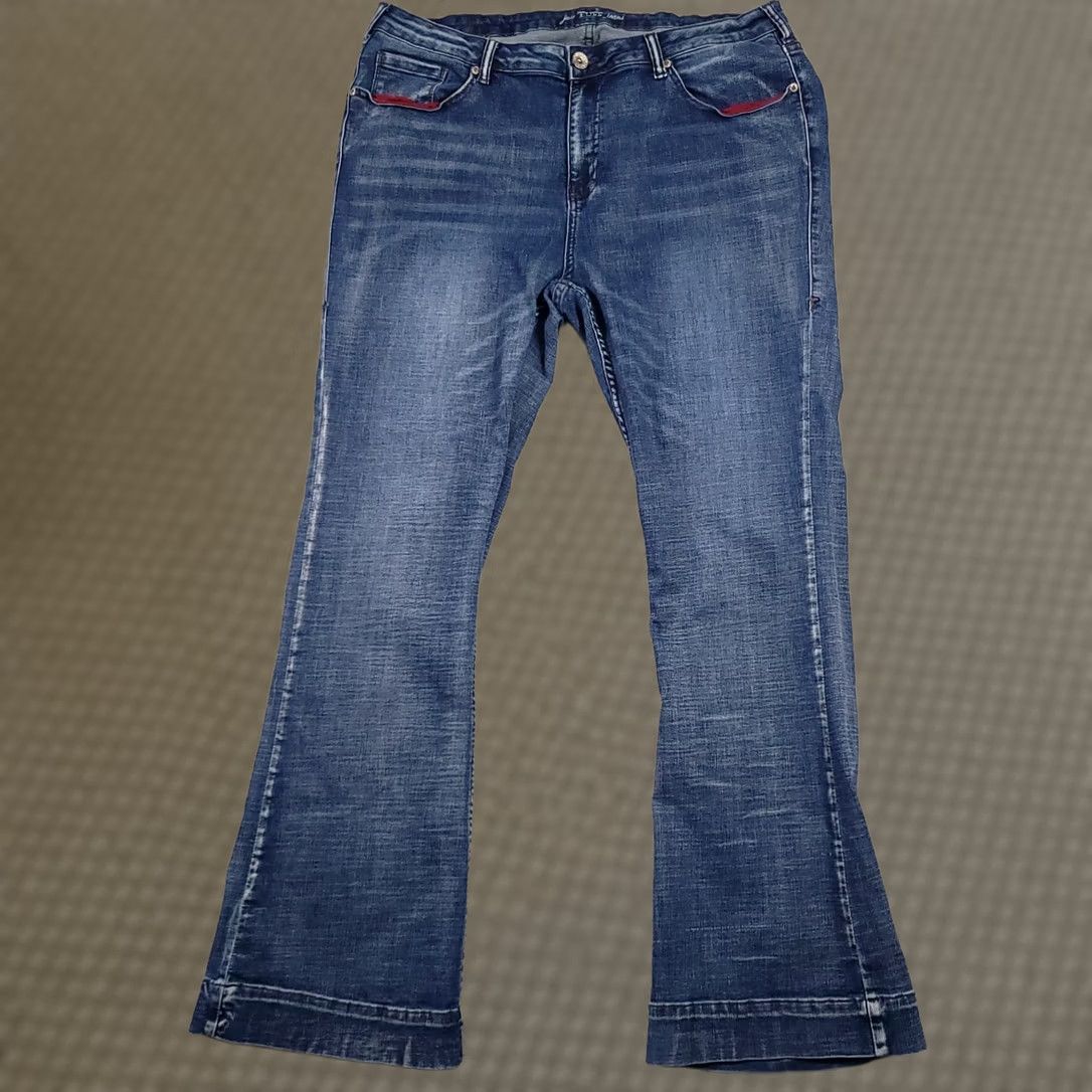 Vintage Just Tuff Jeans Women's Blue Jeans 38X33 Medium Wash High Rise Stretch Flared Denim 5-Pocket Regular Size 26" / US 2 / IT 38 - 1 Thumbnail