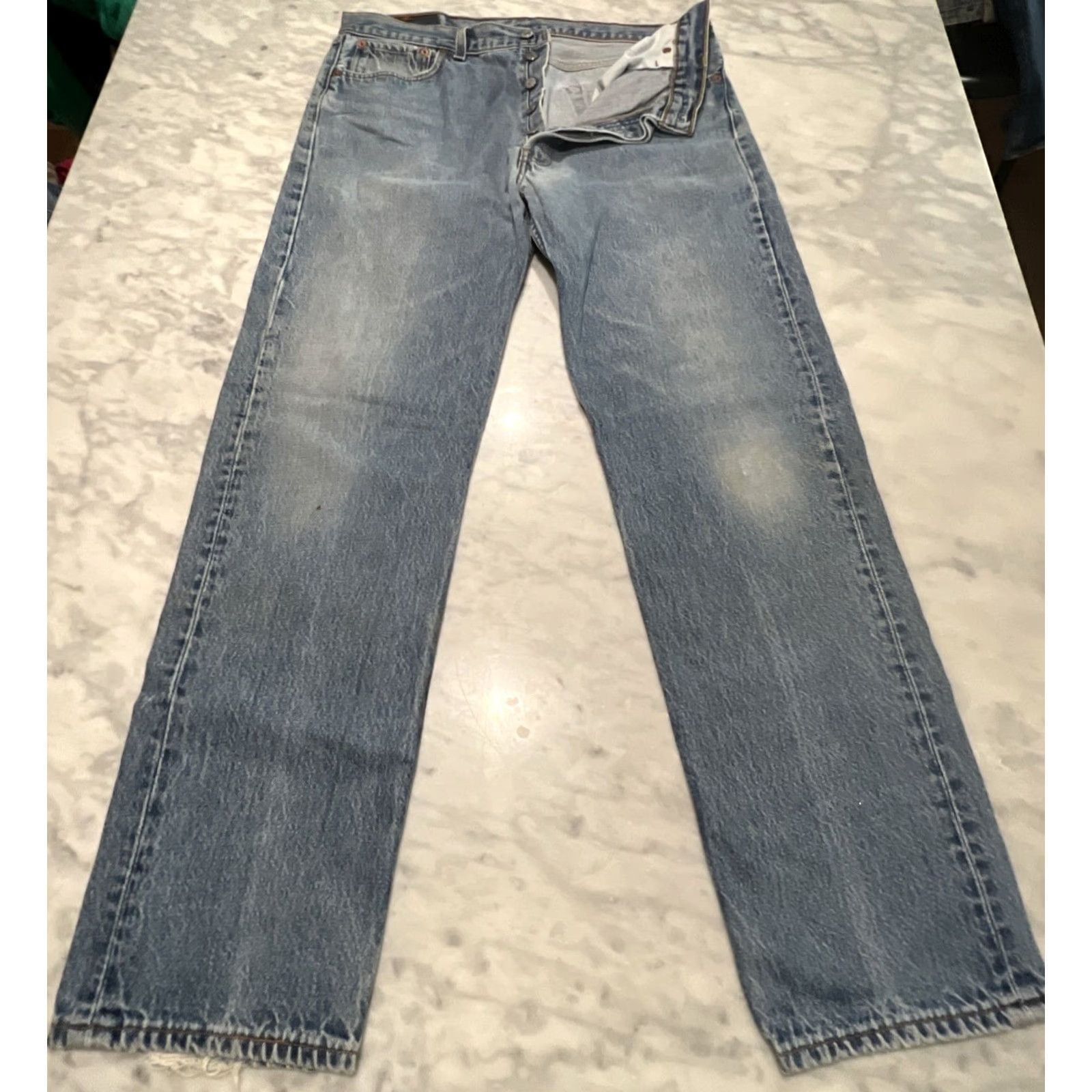 Levi's VINTAGE Levi’s 501 Jeans Men 34x31 Blue Button Fly Fade Thrash USA Jeans Size US 34 / EU 50 - 2 Thumbnail