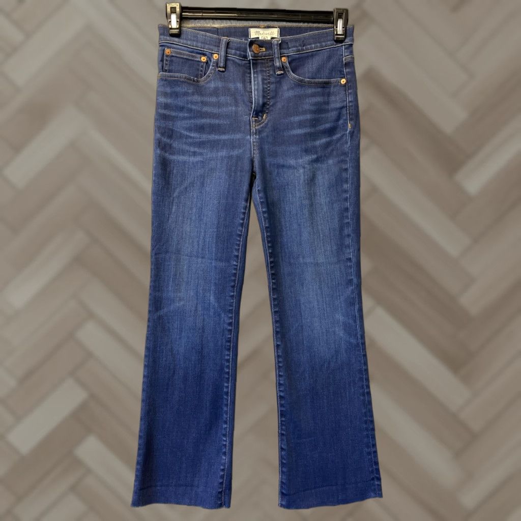 Madewell Madewell Jeans Womens 28x26 Blue Denim Semi Bootcut Leg Raw Hem /159-36 Size 28" / US 6 / IT 42 - 1 Thumbnail
