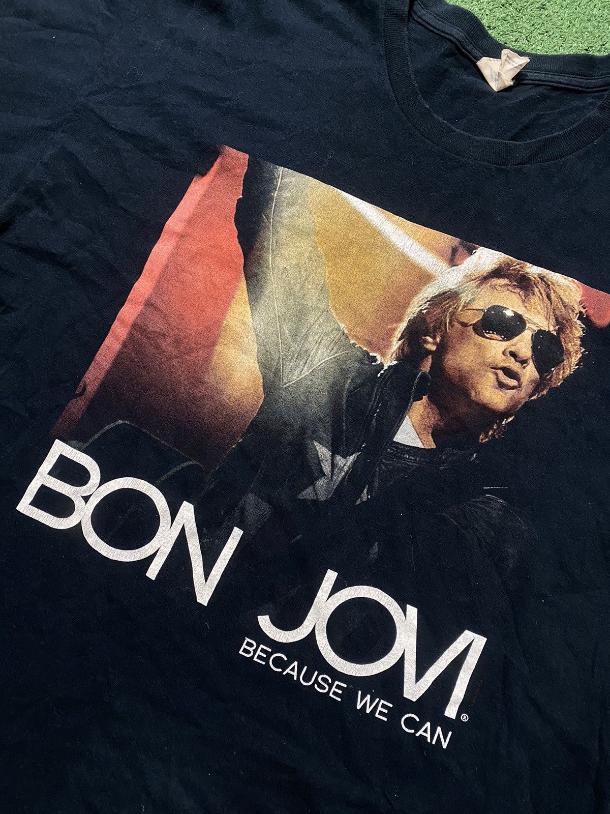 Vintage Bon jovi T-shirt world tour 2013 Size US XL / EU 56 / 4 - 2 Thumbnail